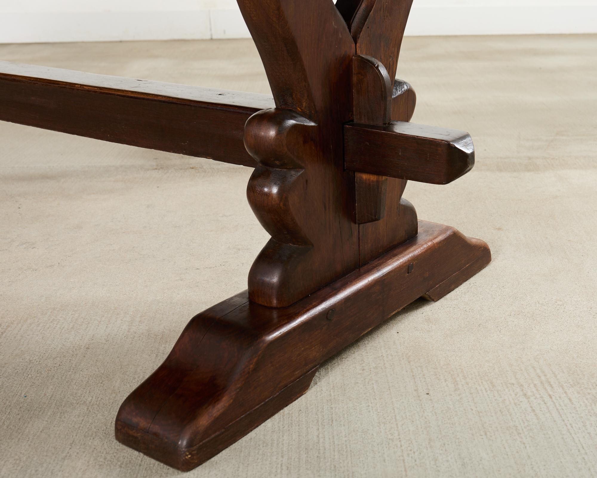 Mesa de comedor Country French Provincial Oak Farmhouse Finales Demilune siglo XX en venta