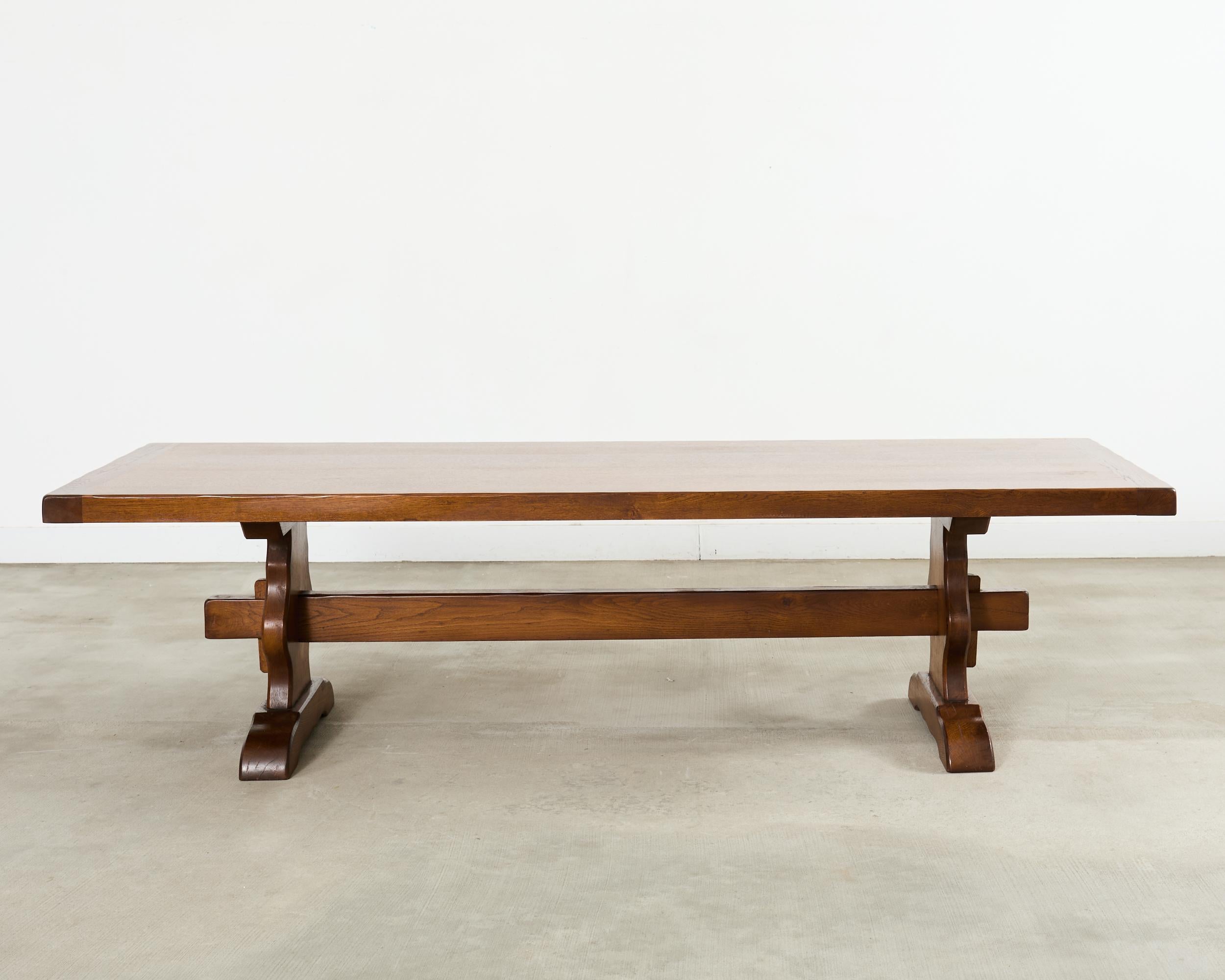 Table à manger à tréteaux en chêne de style rustique 9 pieds en vente 12