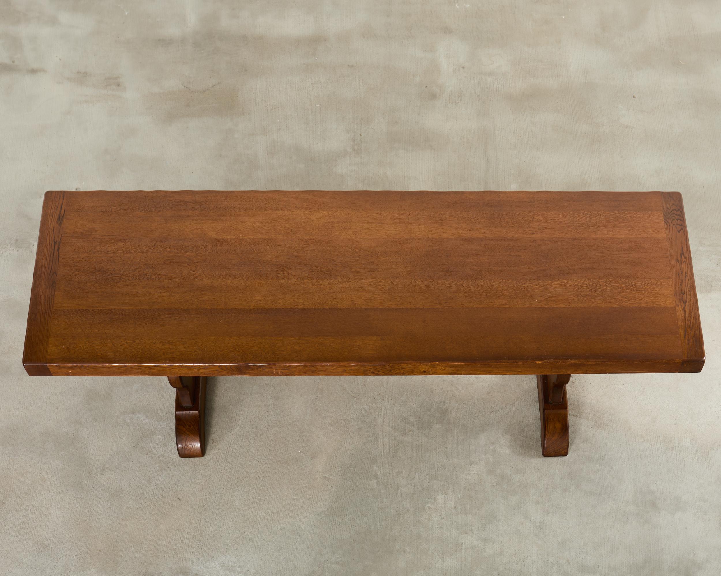 Français Table à manger à tréteaux en chêne de style rustique 9 pieds en vente