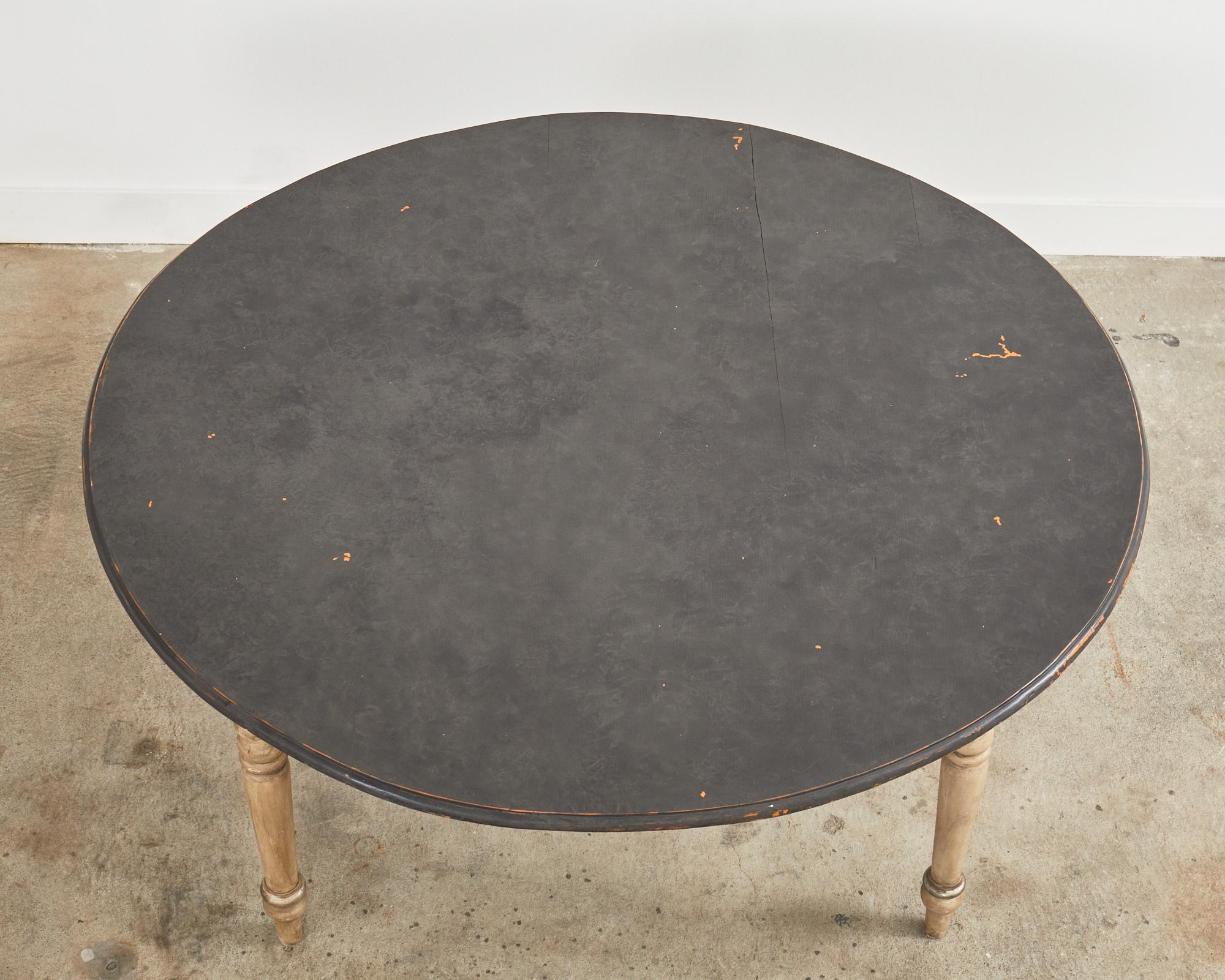 round french table