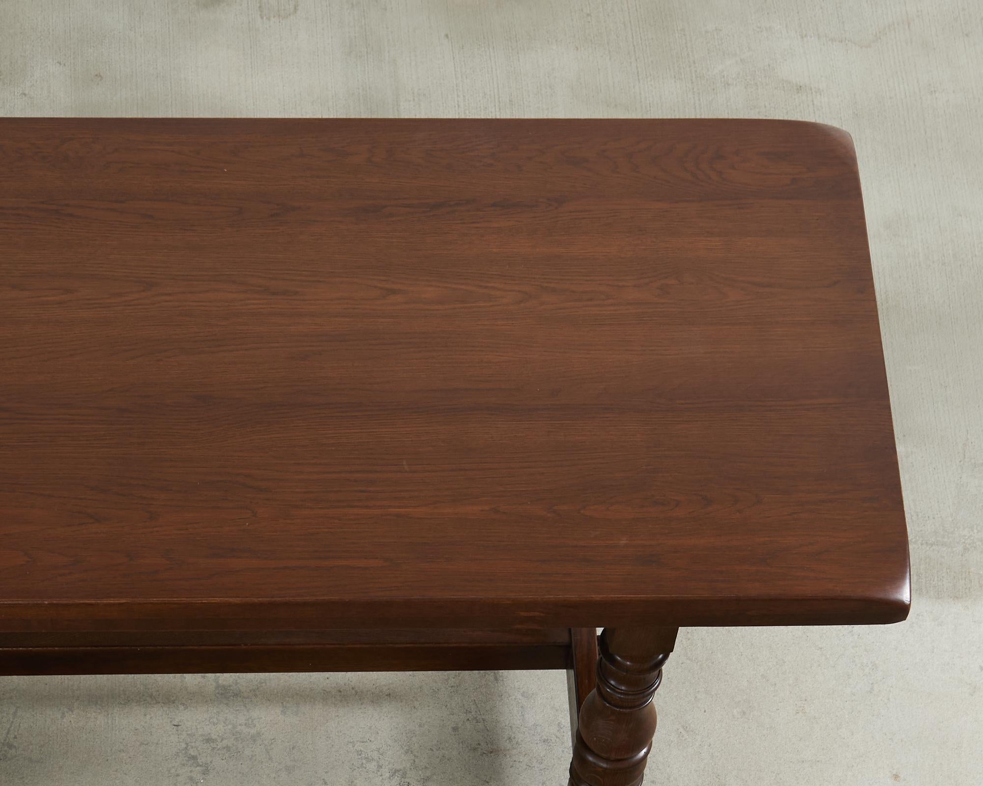 Table à manger à tréteaux de ferme en chêne de style provincial français en vente 6