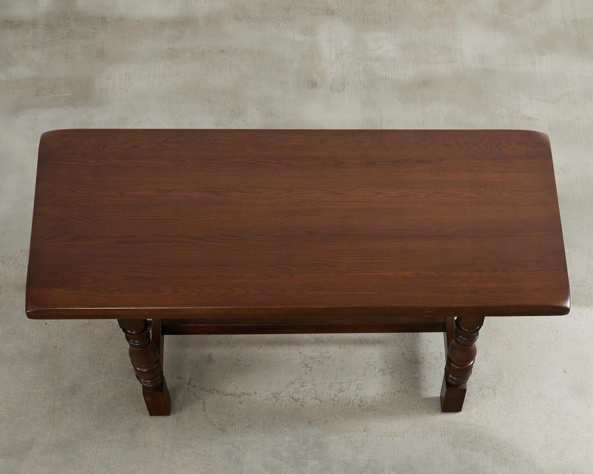 Néerlandais Table à manger à tréteaux de ferme en chêne de style provincial français en vente