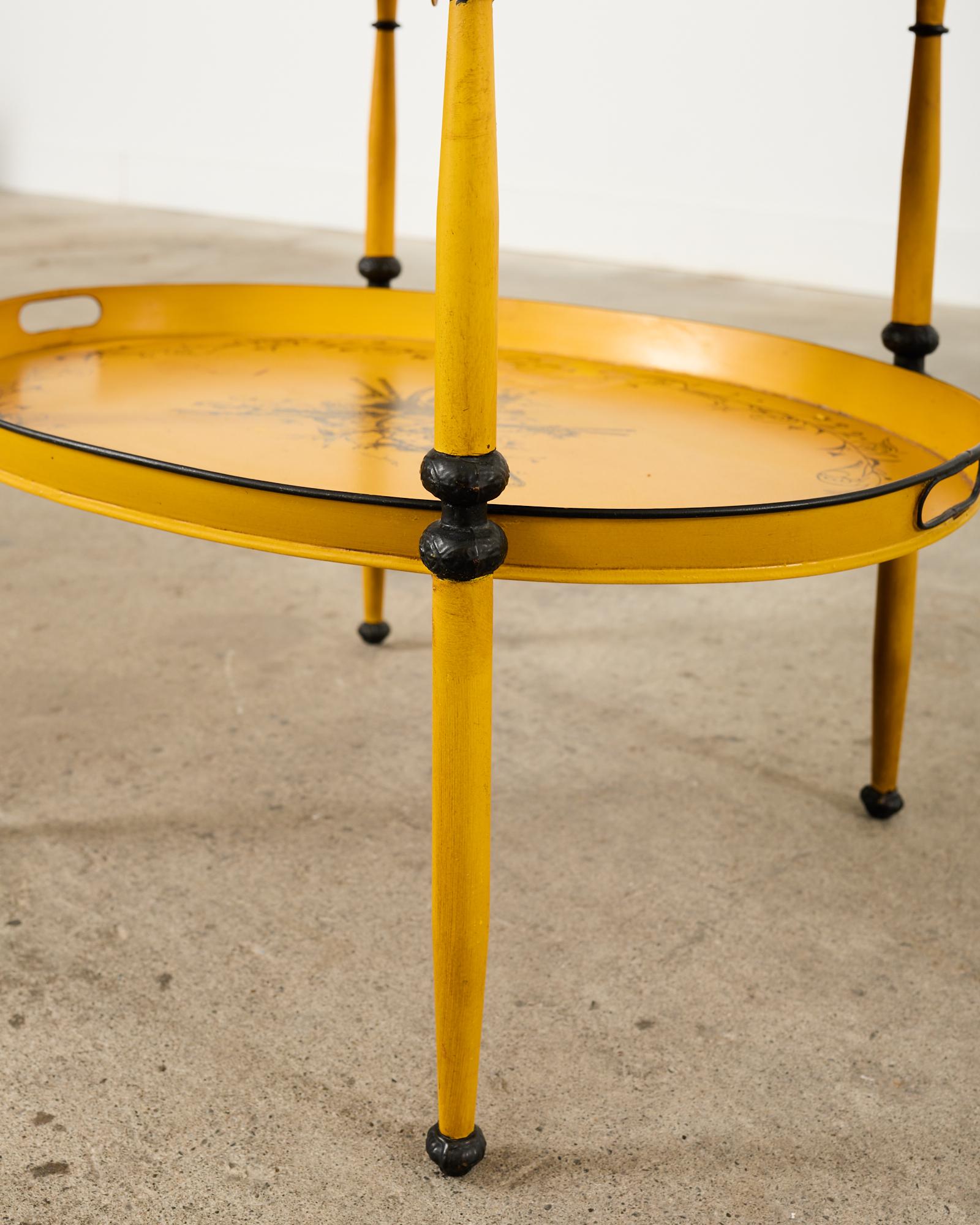 Table à plateaux à deux niveaux de style provincial français en vente 5