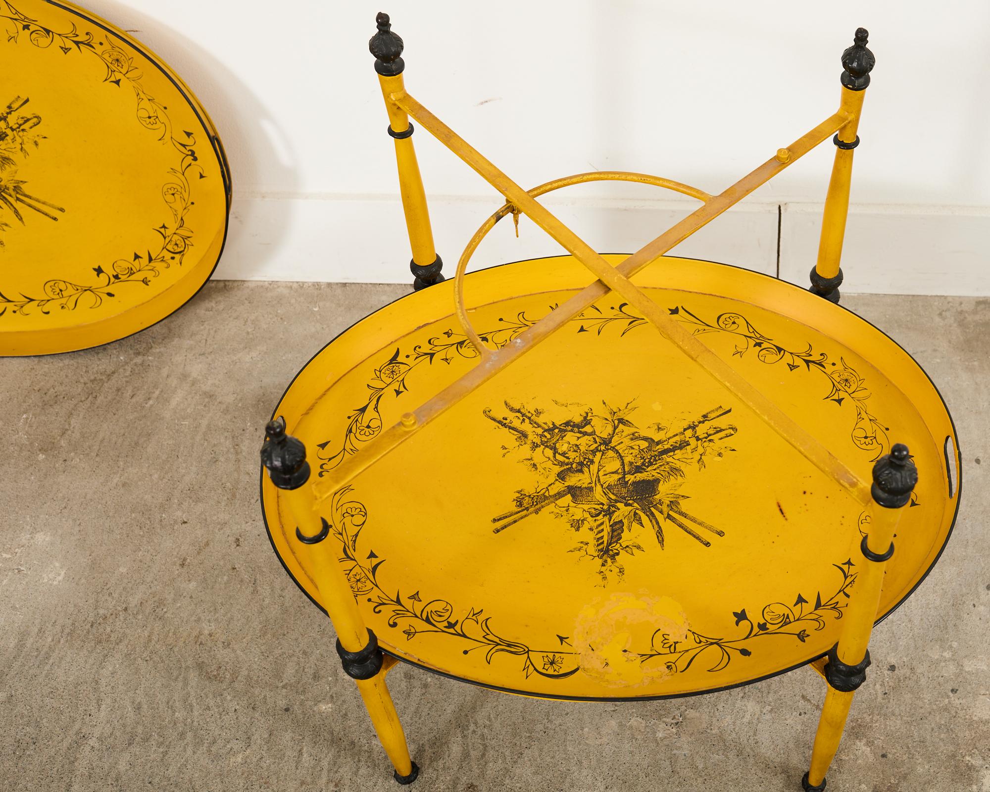 Table à plateaux à deux niveaux de style provincial français en vente 8