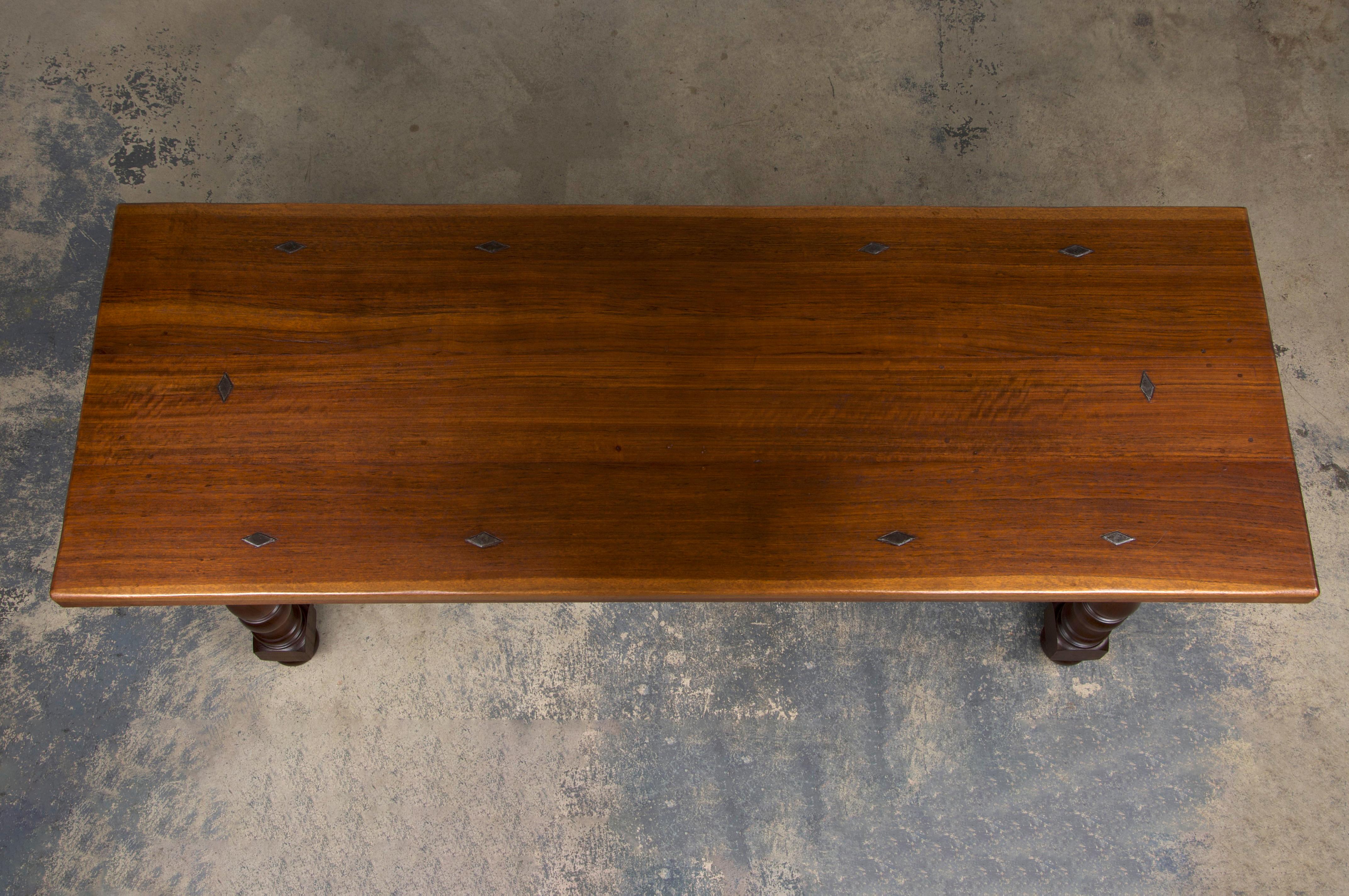 Country French Provincial Style Walnut Farmhouse Trestle Dining Table In Good Condition For Sale In Astoria, NY