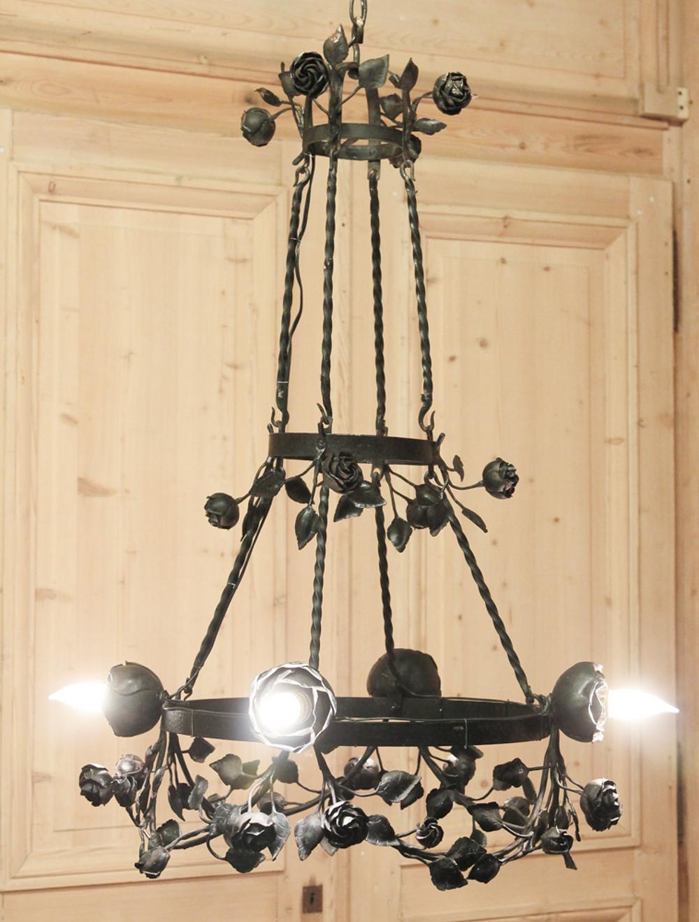 Country French Romantic forged iron rose chandelier
Forged from red-hot iron, this intriguing Country French chandelier glorifies the rose, arguably one of mankind's favourite flowers! Note the artistry with which the sculptor has created the