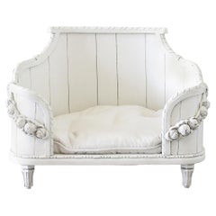 Country French Style Pet Bed with Rose Swags
