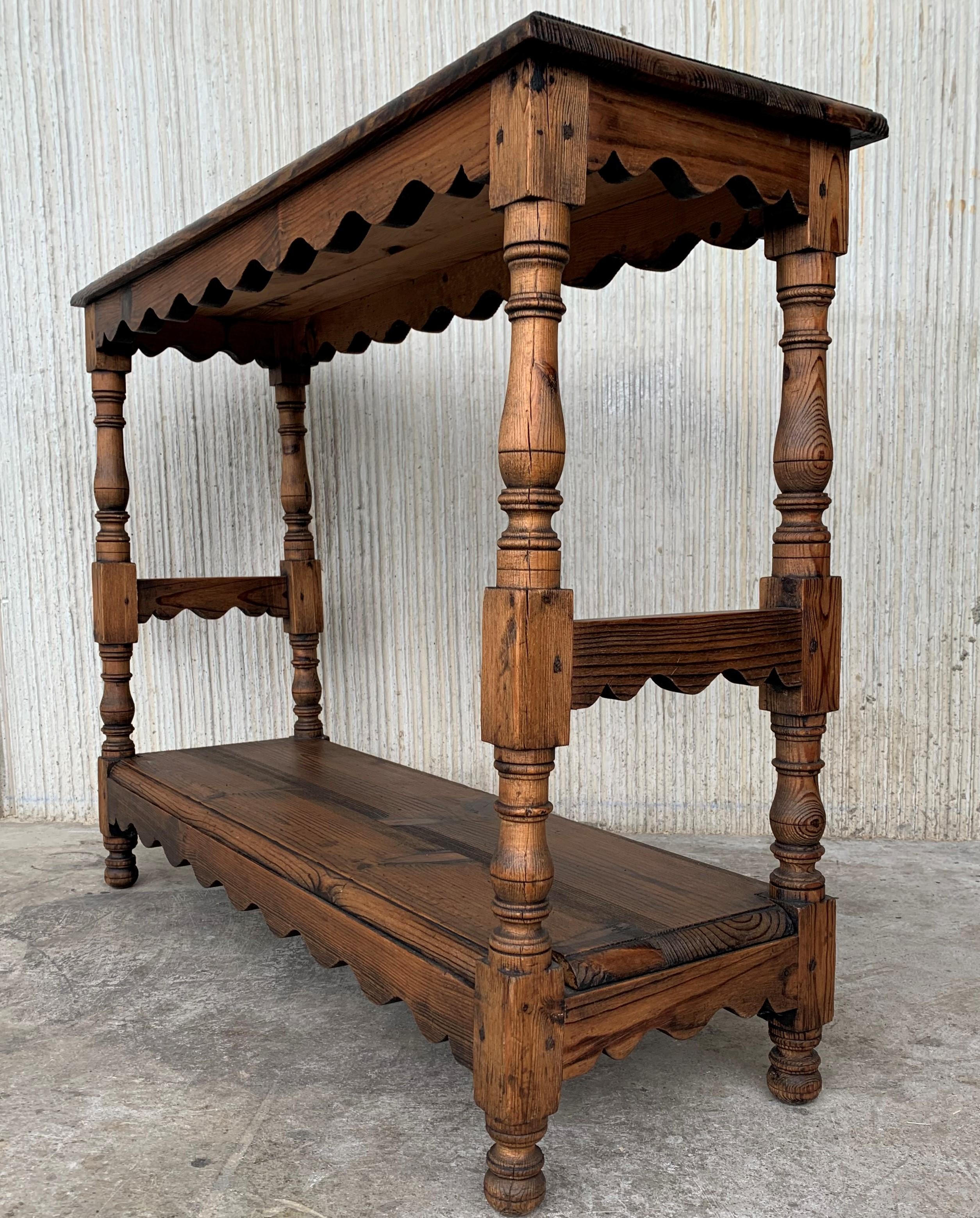 Country French Two-Tier Console Table in Old Pine 1