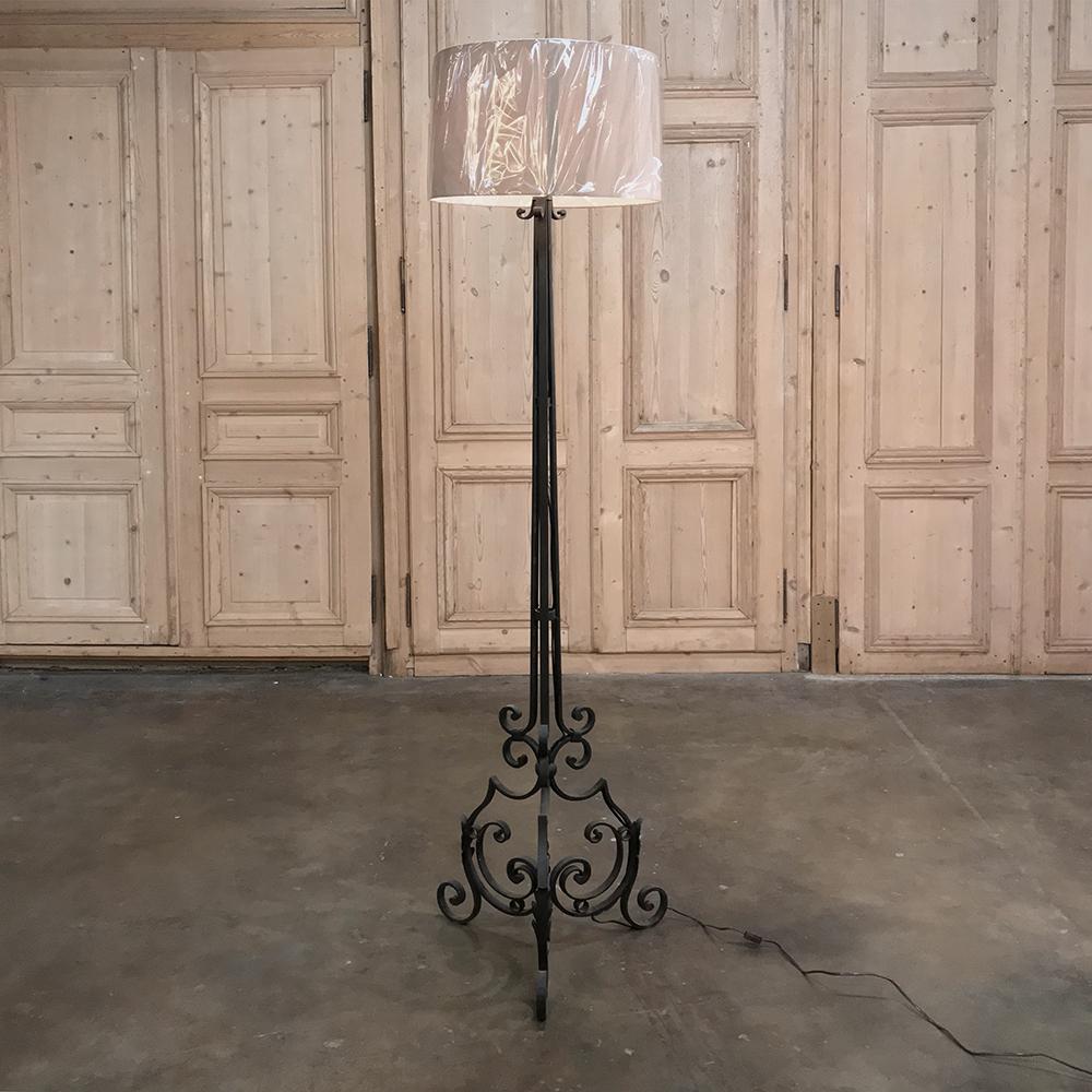 Silk Country French Wrought Iron Floor Lamp For Sale