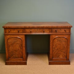 Country House 19th Century Figured Mahogany Antique Victorian Pedestal Sideboard