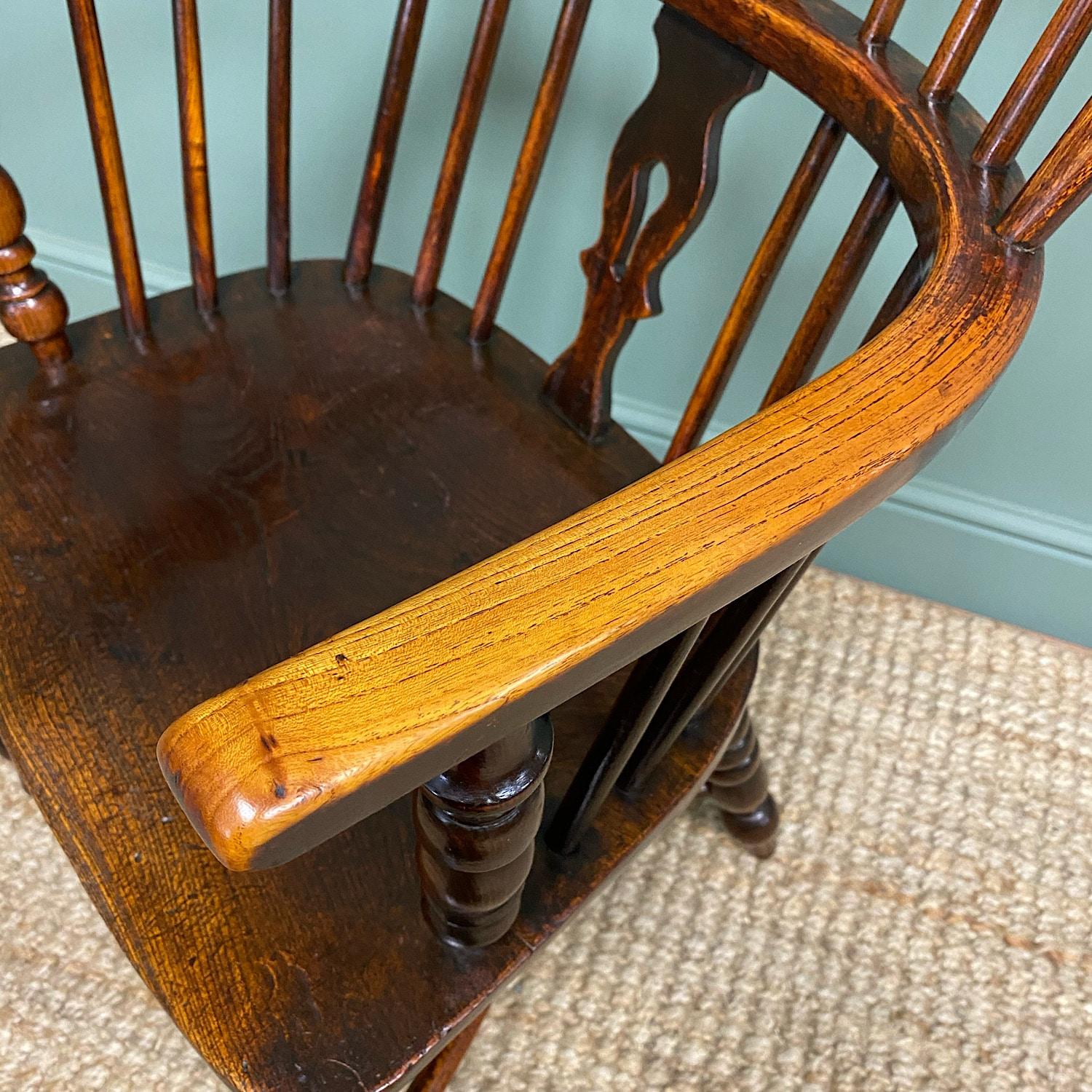 Country House 19th Century Georgian Oak and Elm Antique Windsor Chair In Good Condition For Sale In Clitheroe, GB