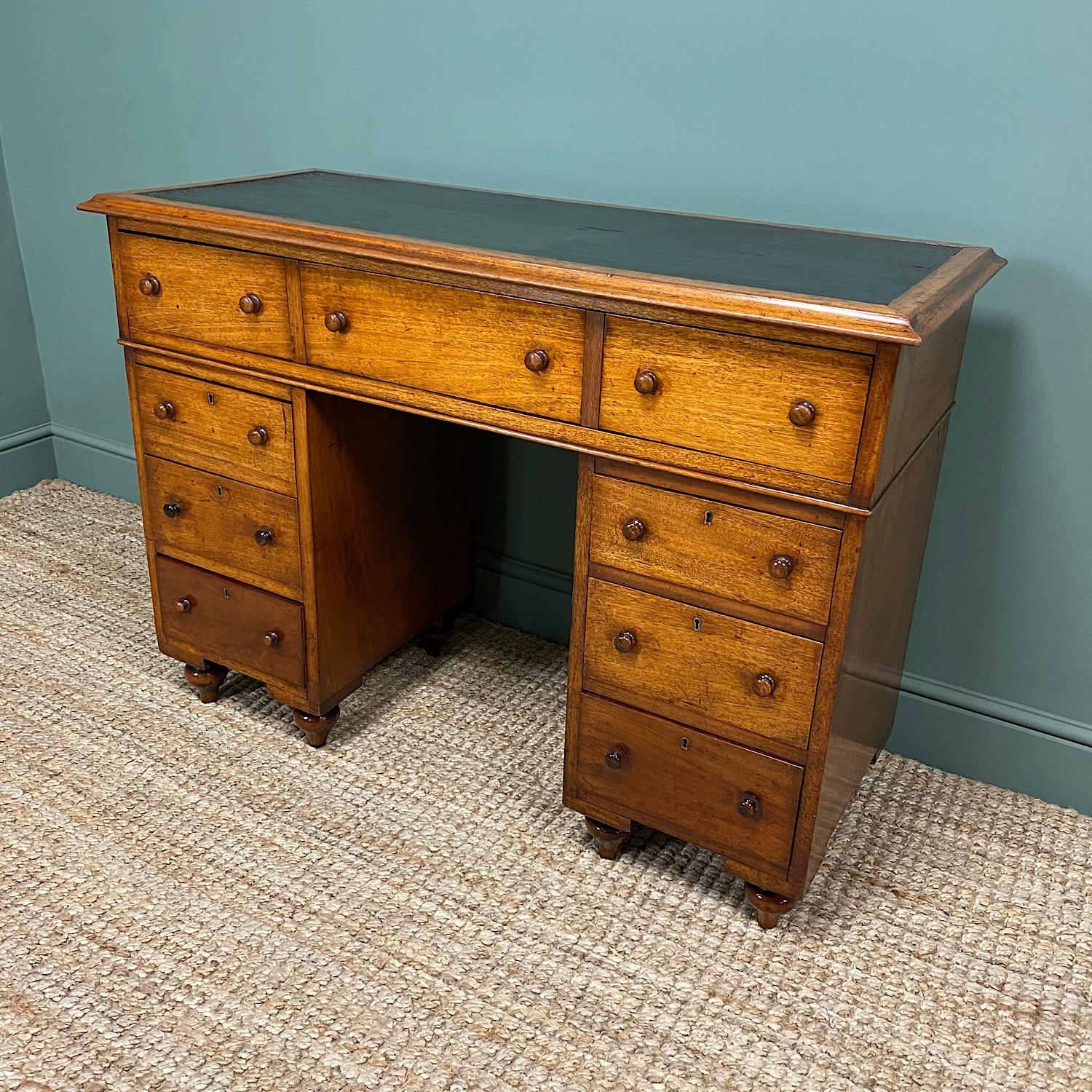 Country house Victorian antique campaign desk

This 19th century Country House Victorian Mahogany antique campaign desk dates from ca. 1860 and has aged to a wonderful warm shade. It has a moulded top with faux leather writing insert above a