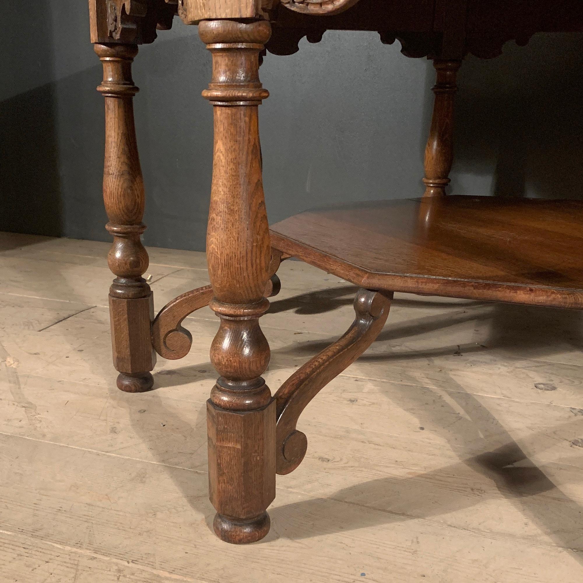 English Country House Centre Table