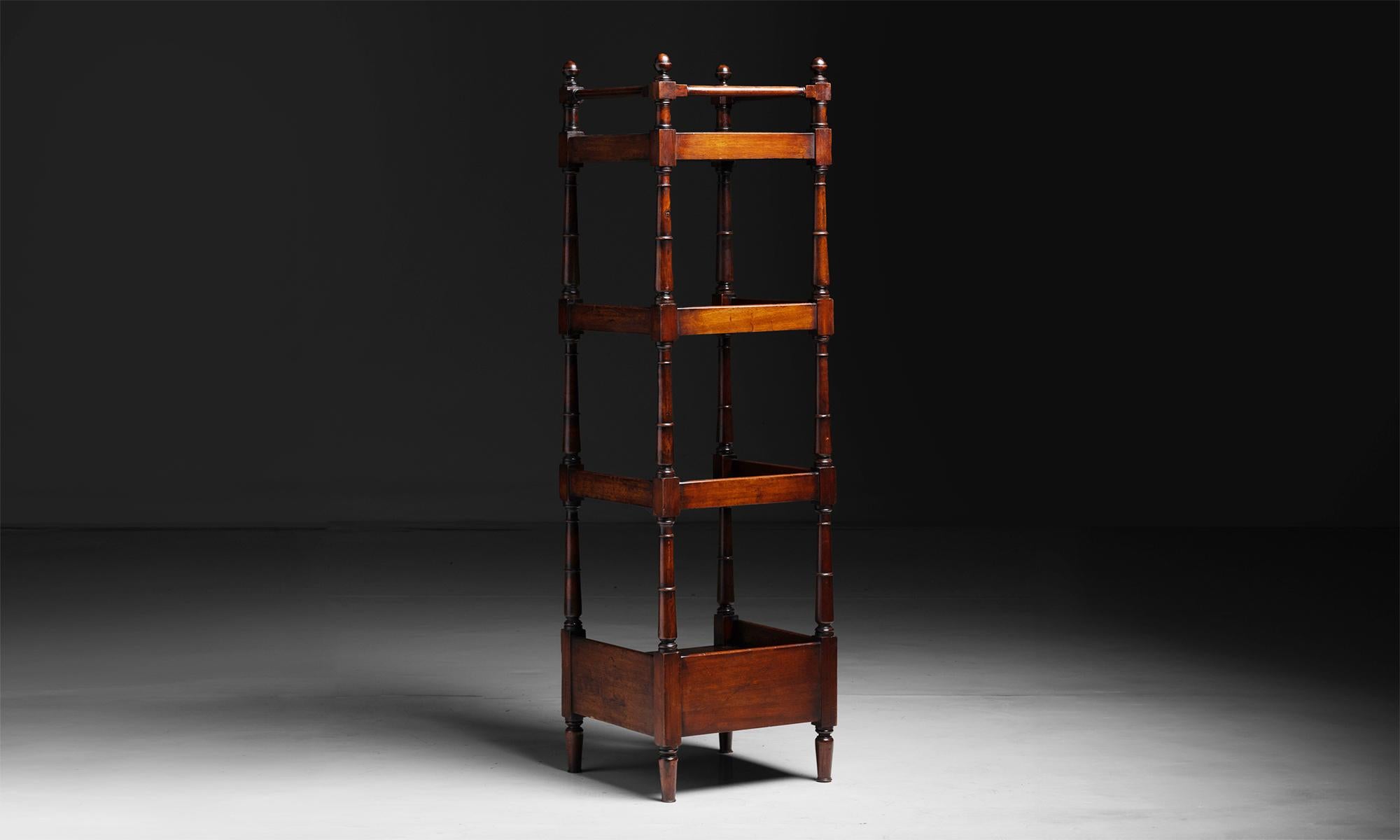 Landhaus-Etagere, England um 1900 (20. Jahrhundert)