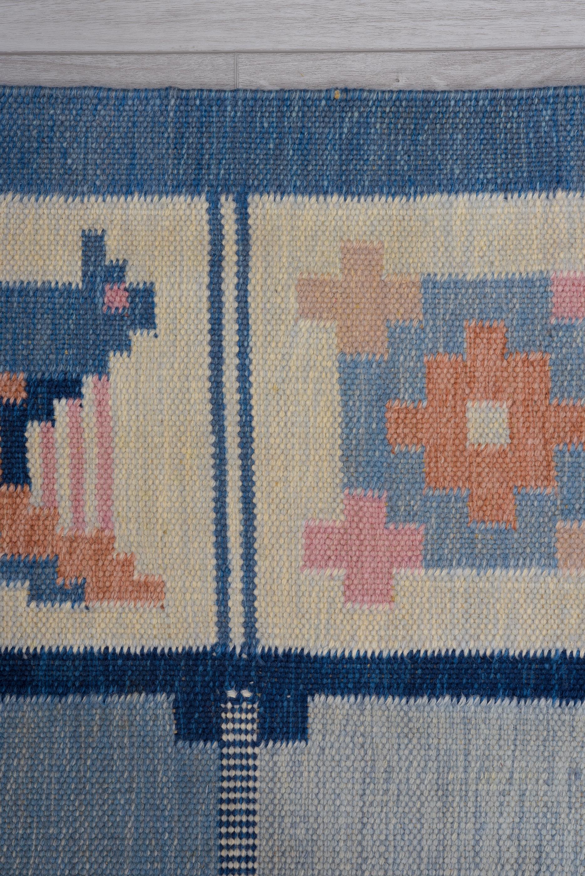 Mid-20th Century Country House Rug For Sale