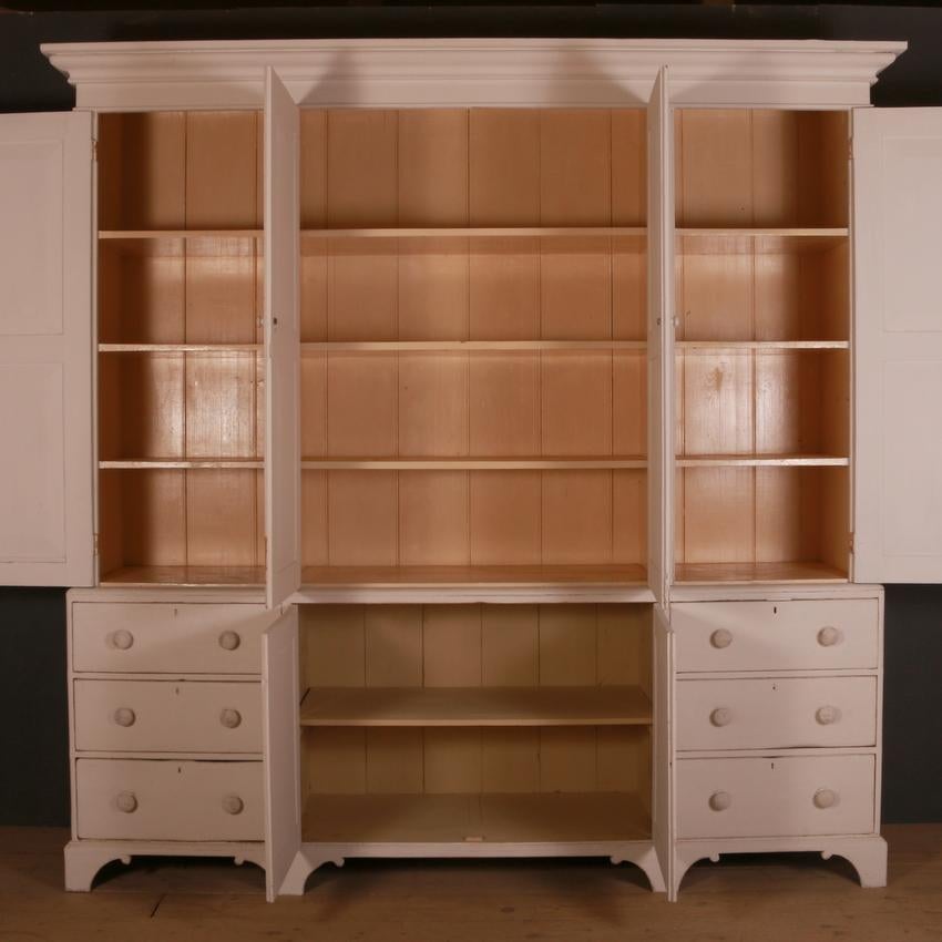 Country House Kitchen Cupboard 1