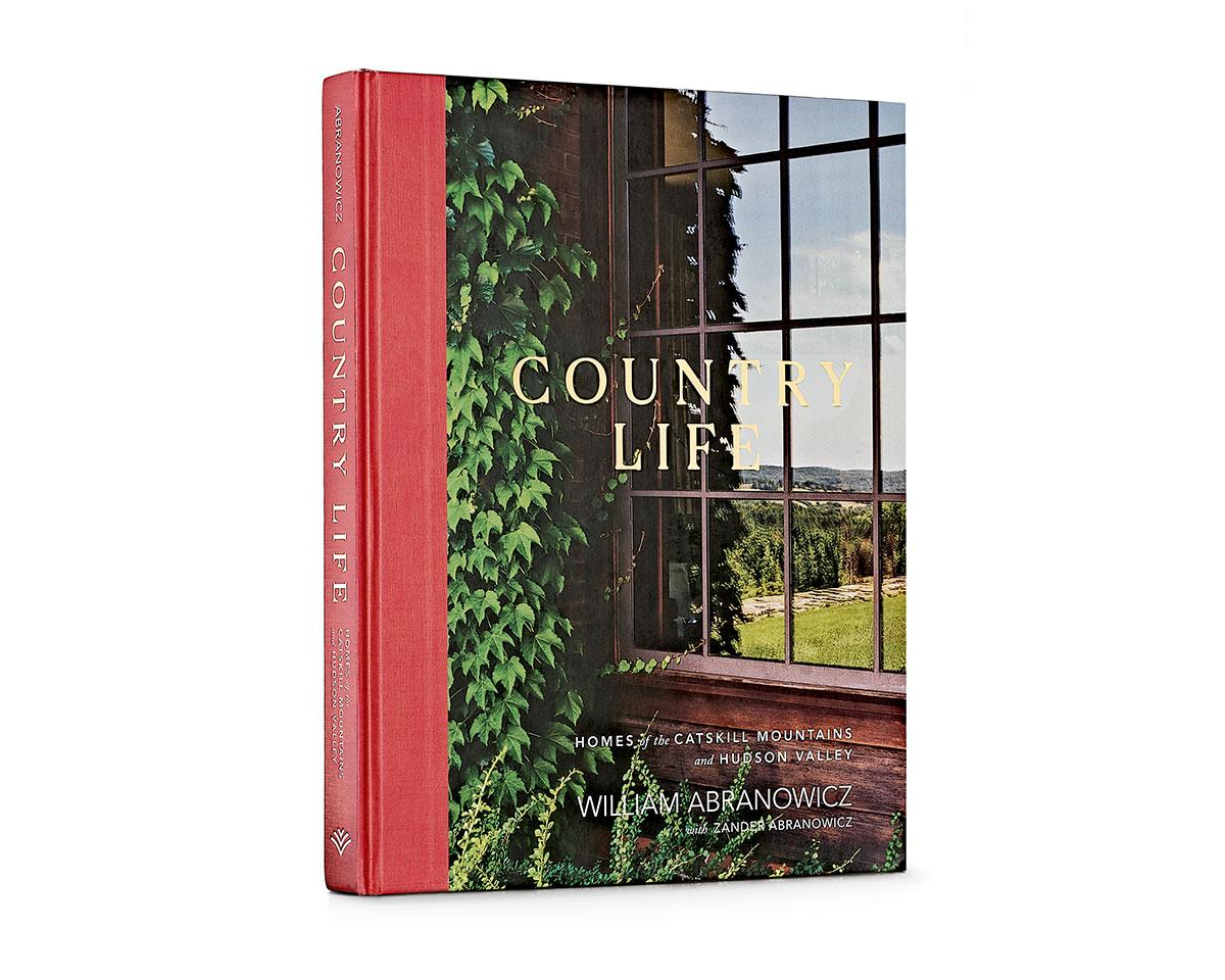 Country Life Book by William Abranowicz and Zander Abranowicz In New Condition For Sale In New York, NY