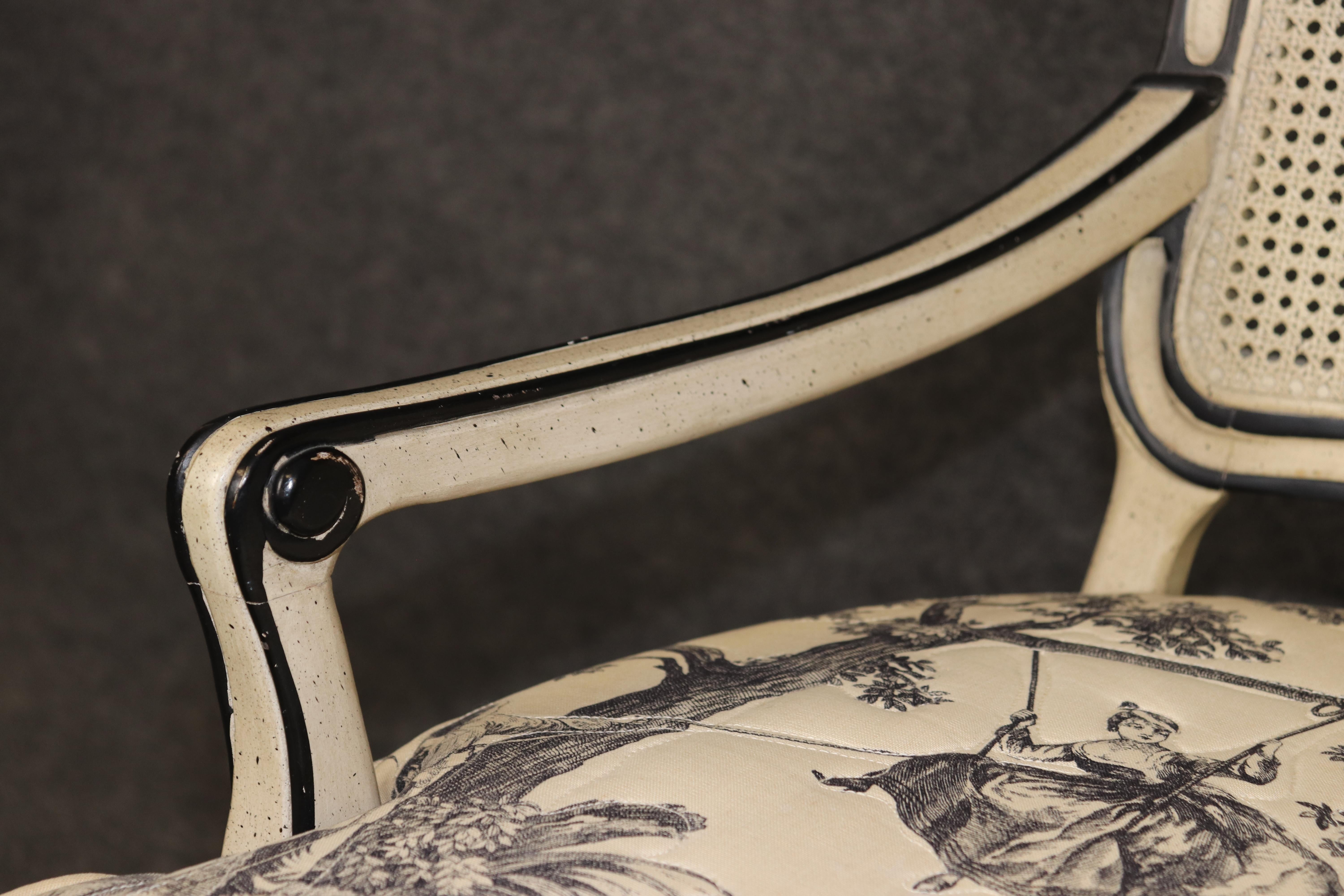 Country Louis XV Style Creme Paint Decorated and Carved Settee 6