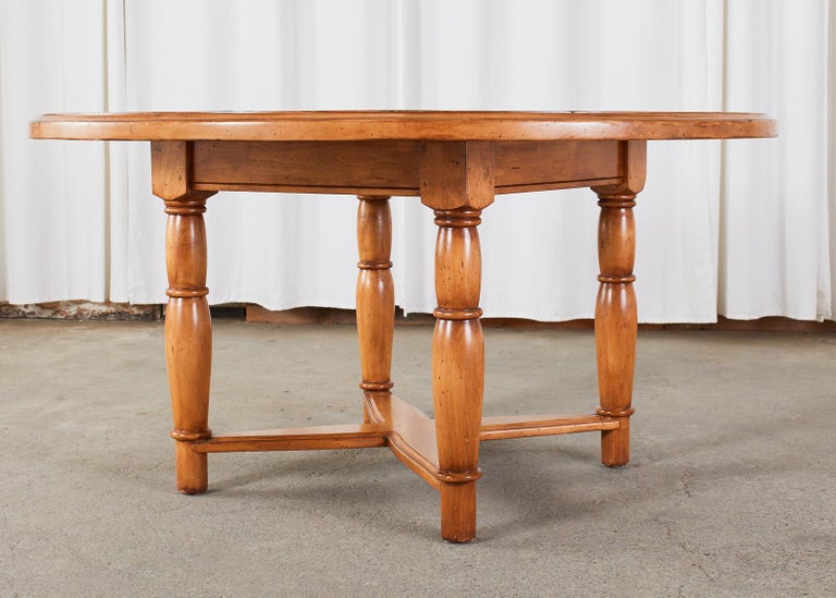 Country Provincial Style Round Pine Dining Table In Good Condition In Rio Vista, CA