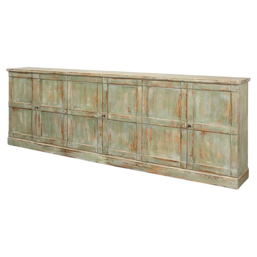 Land Sage Gemaltes Sideboard im Angebot