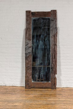Madera de deriva antigua de estilo rústico convertida en espejo de cuerpo entero, de carácter rústico