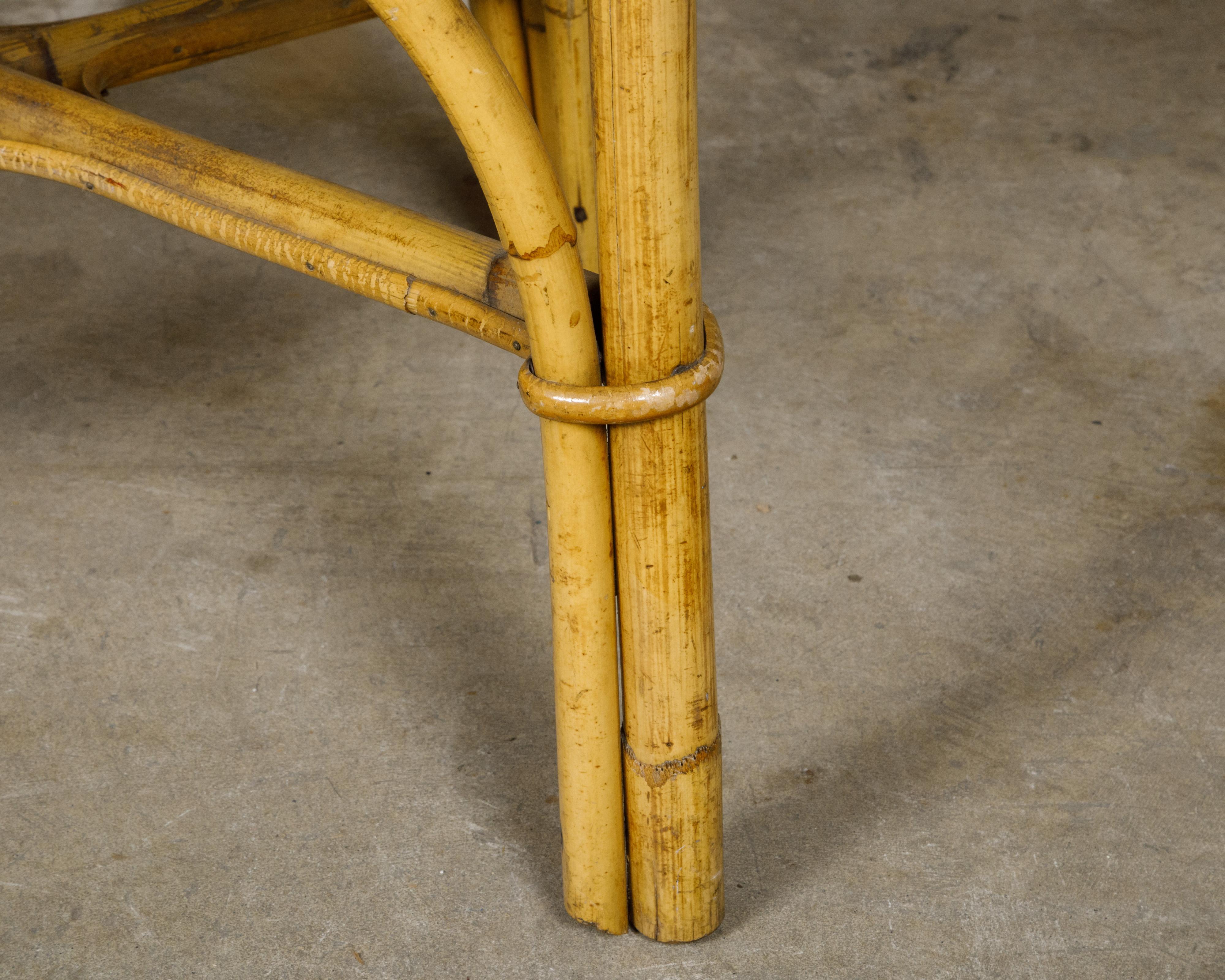 Sedia inglese anni '20 in stile country in bambù con rivestimento personalizzato in vendita 1