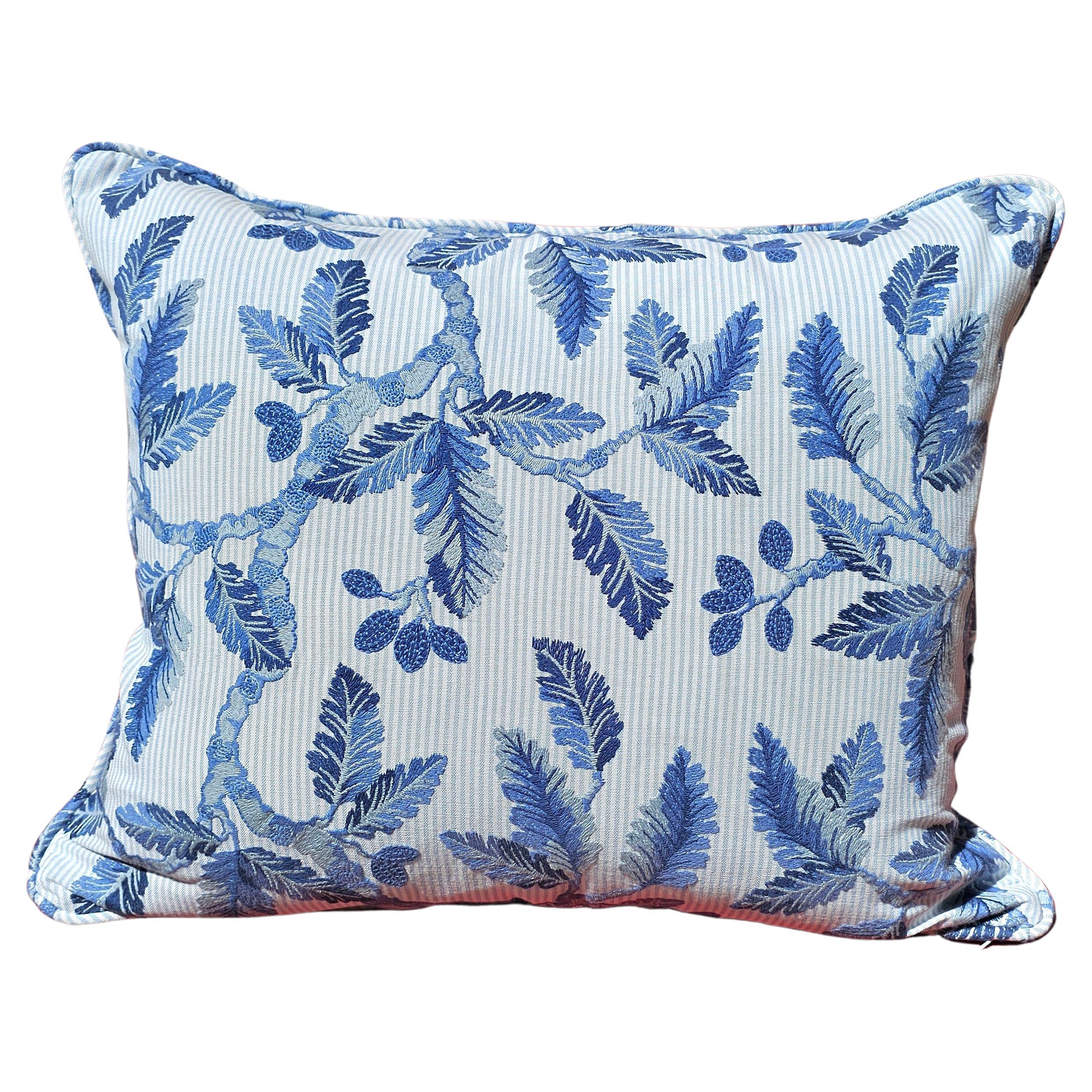Sofina Boutique Kitzbuehel coussin à rayures bleues en coton de style campagnard en vente