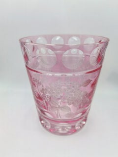 Vase aus mundgeblasenem Glas im Landhausstil mit Blumendekor Sofina Boutique Kitzbhel