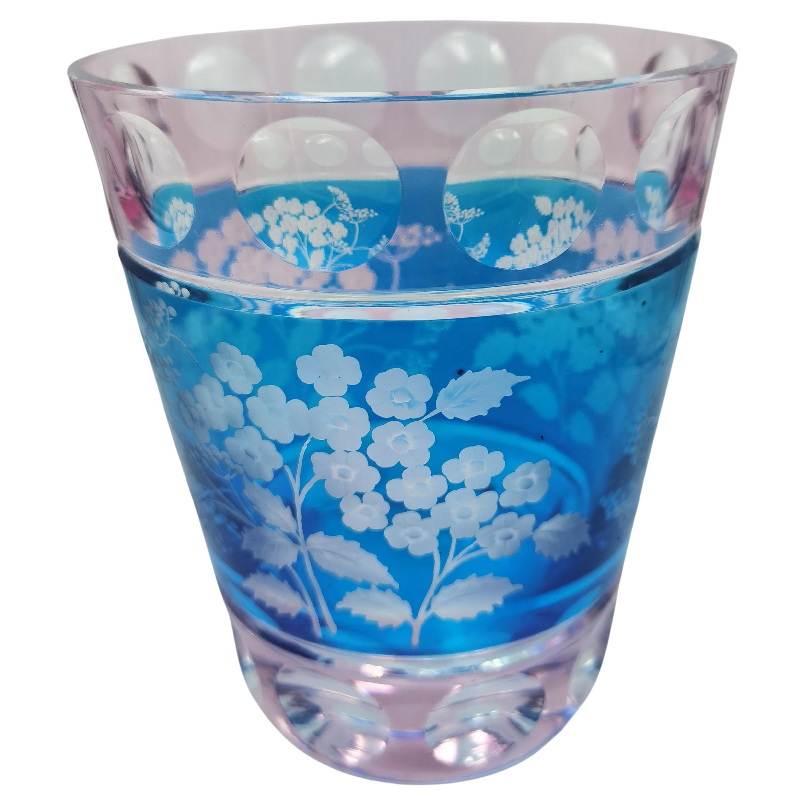 Vase aus mundgeblasenem Glas im Landhausstil mit Blumendekor Sofina Boutique Kitzbhel