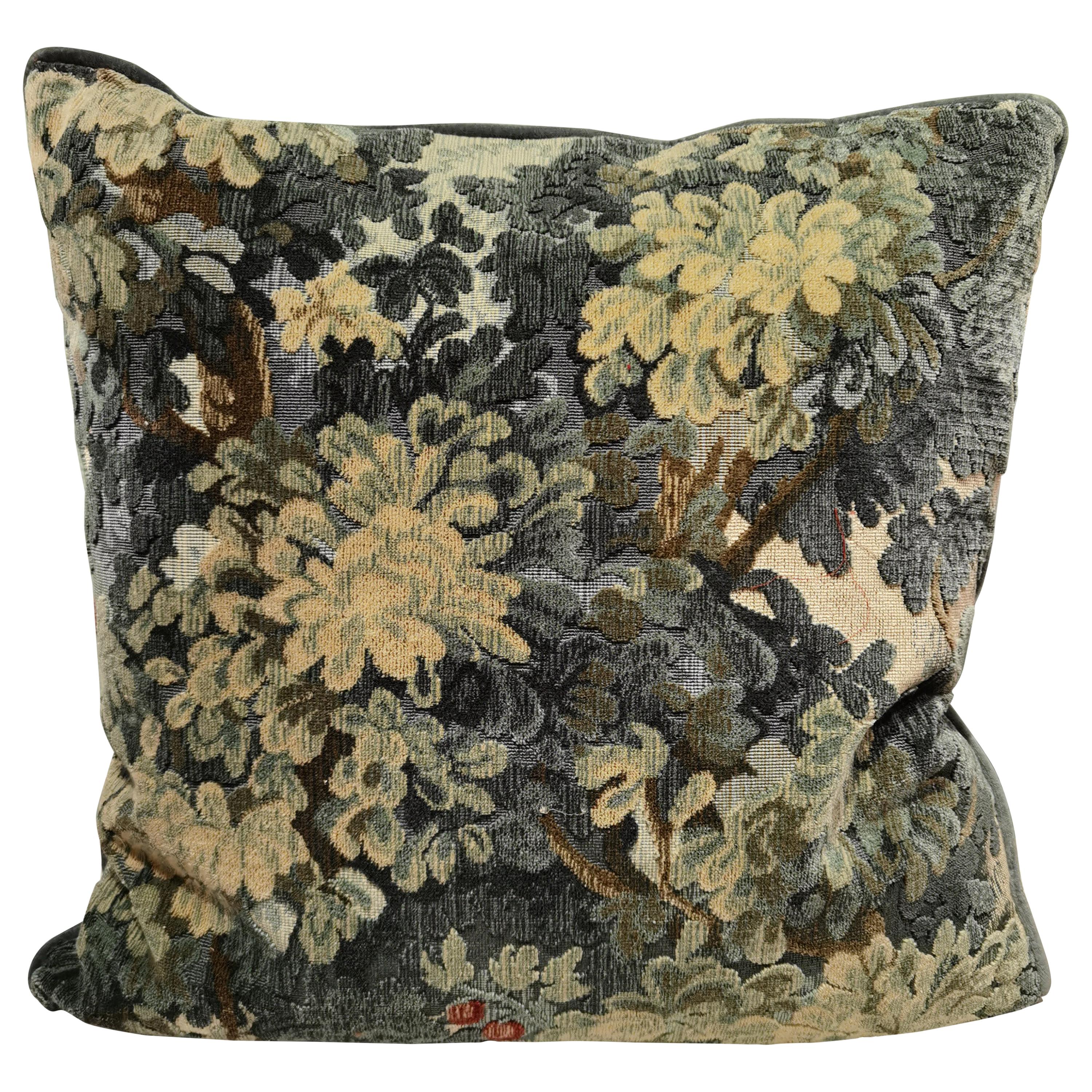 Country Style Handmade Cushion Velvet Sofina Boutique Kitzbuehel For Sale