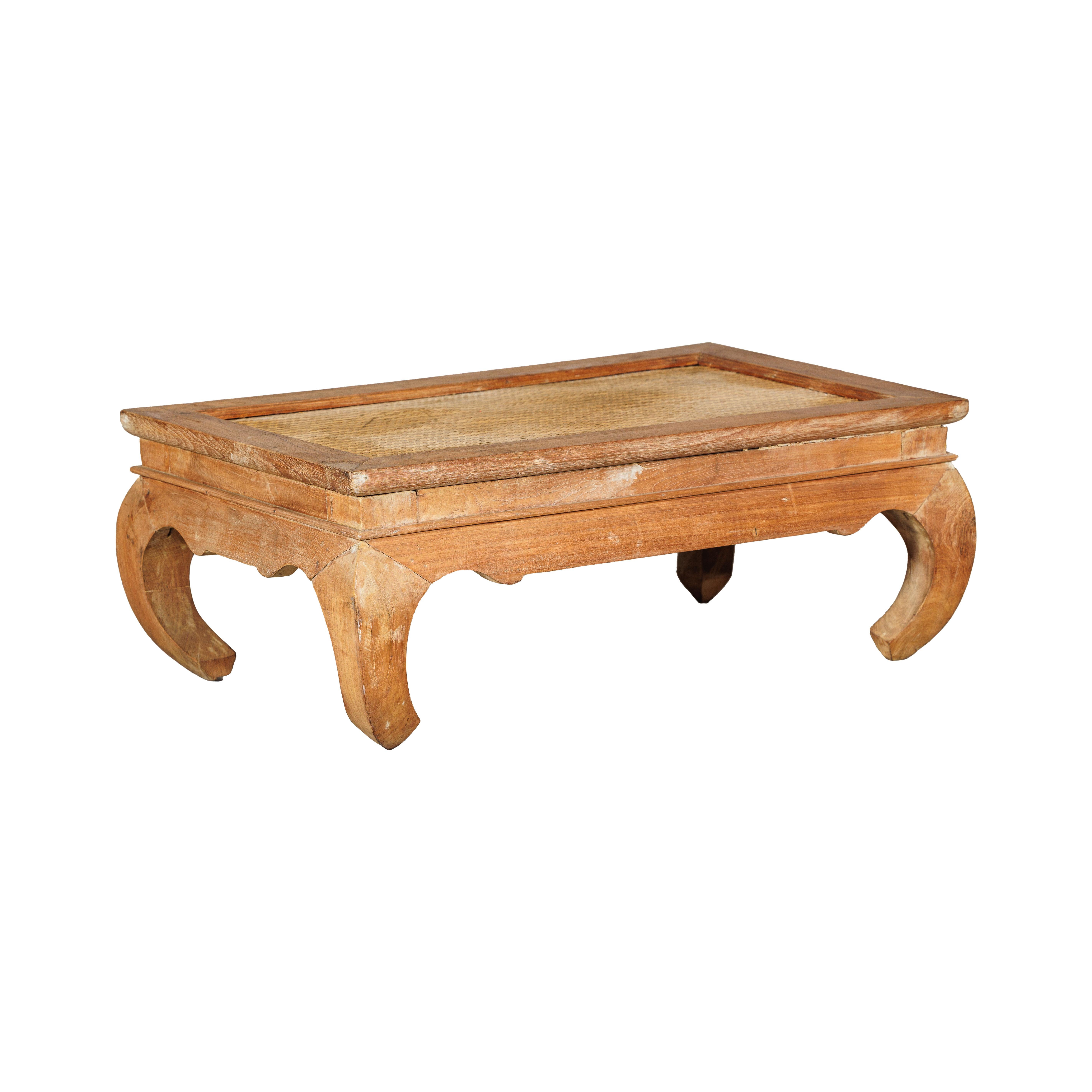 Country Style Low Wood Coffee Table with Woven Mat Top and Curved Legs For Sale 5