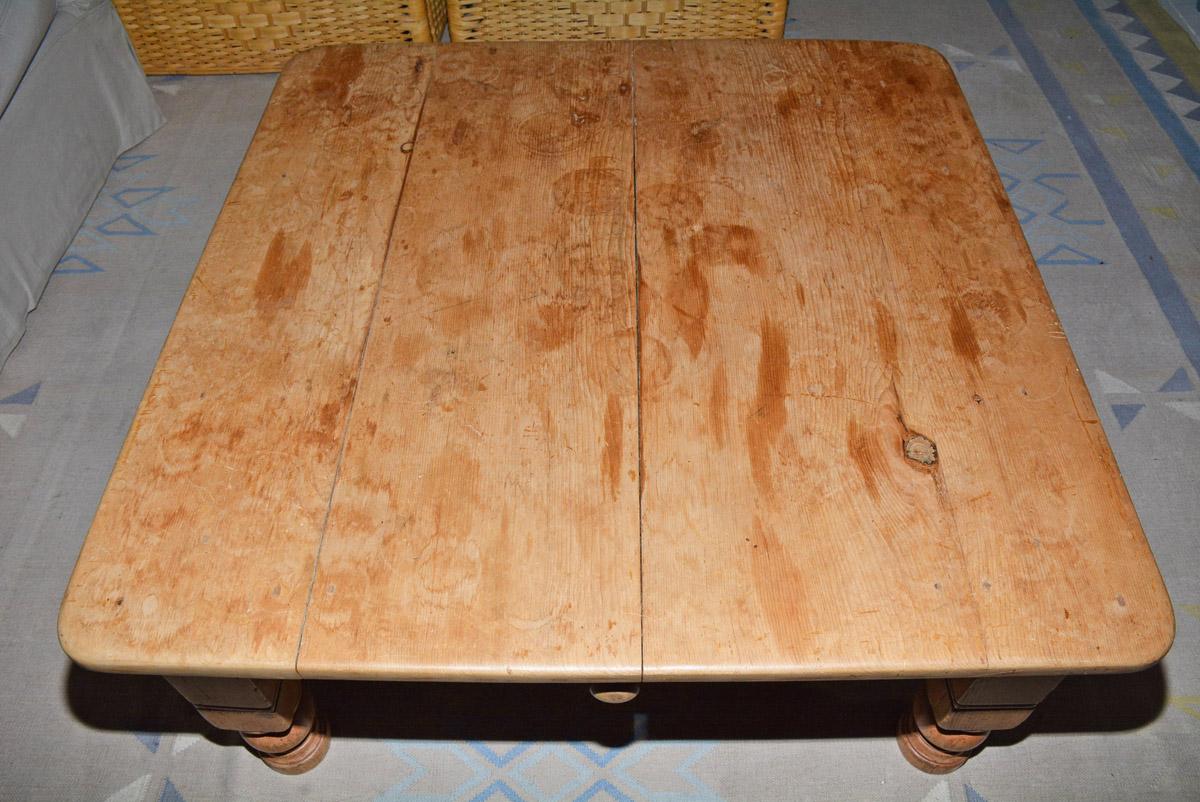 English Country-Style Plank Top Pine Coffee Table