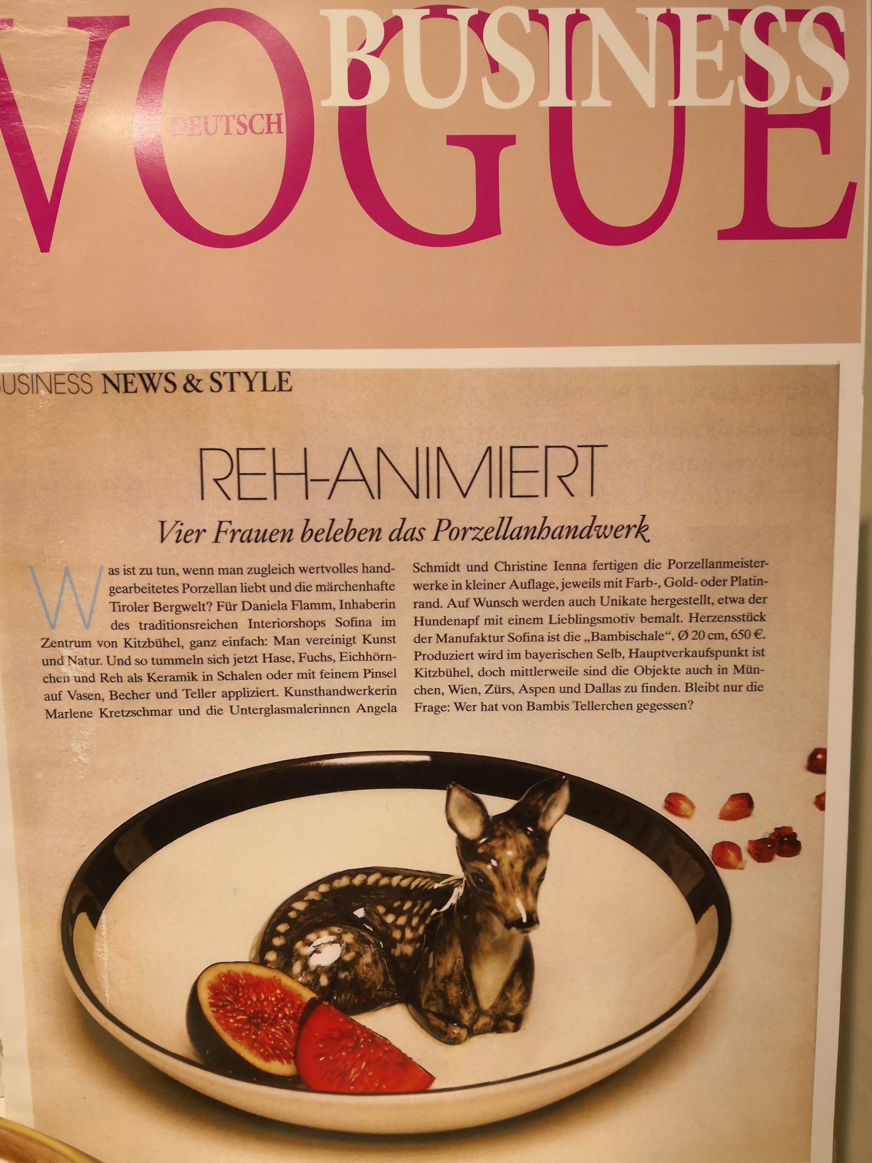 Schwarzwald-Porzellanschale mit Bambi-Figur von Sofina Boutique Kitzbuehel (Handbemalt) im Angebot