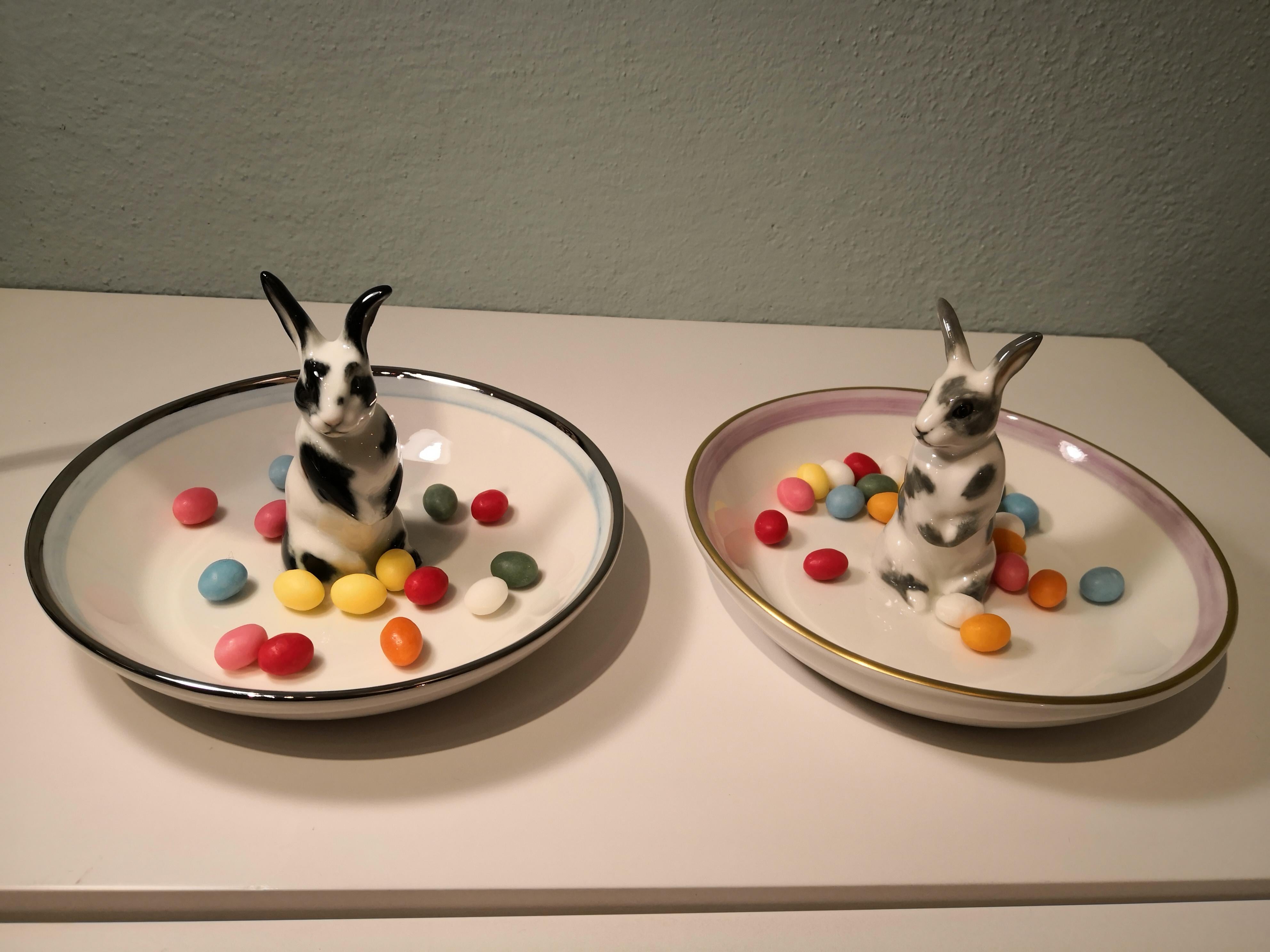 Country Style Porcelain Bowl with Easter Hare Figure Sofina Boutique Kitzbuehel For Sale 1