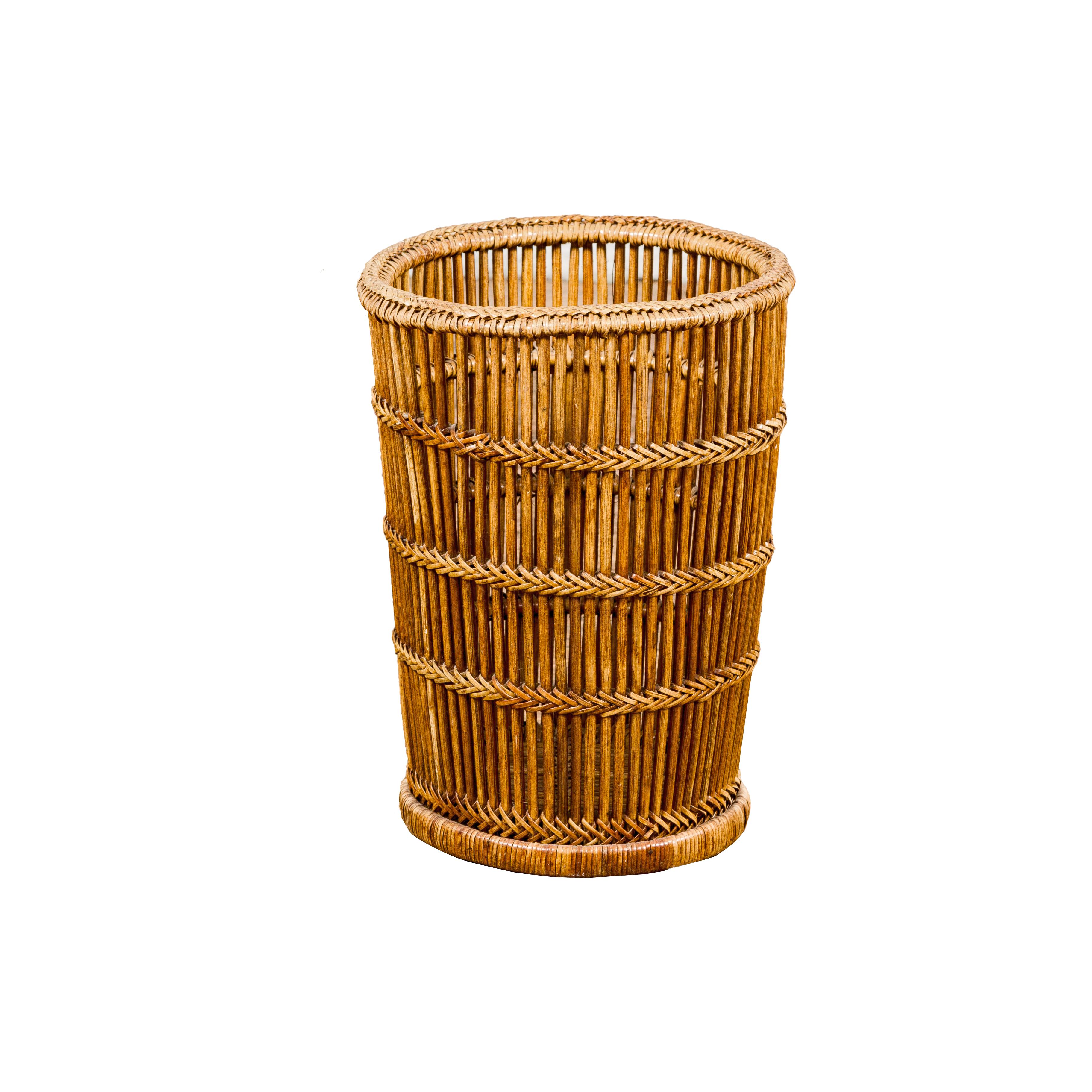 Country Style Rattan Waste Basket with Braided Woven Accents and Tapering Lines For Sale 11