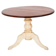 Vintage Country Style Round Dining Table