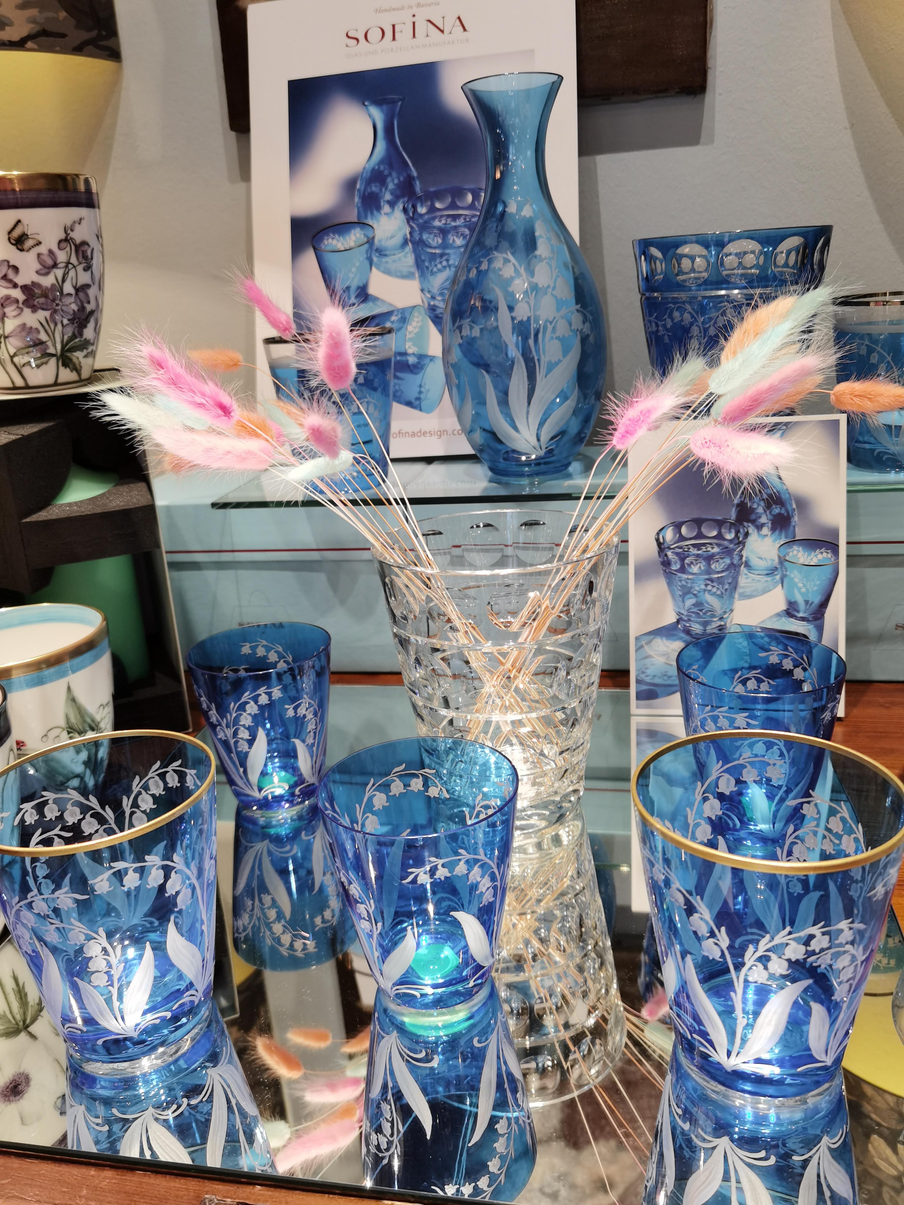 Allemand Sofina Boutique Kitzbuehel ensemble de six gobelets en verre bleu de style campagnard en vente