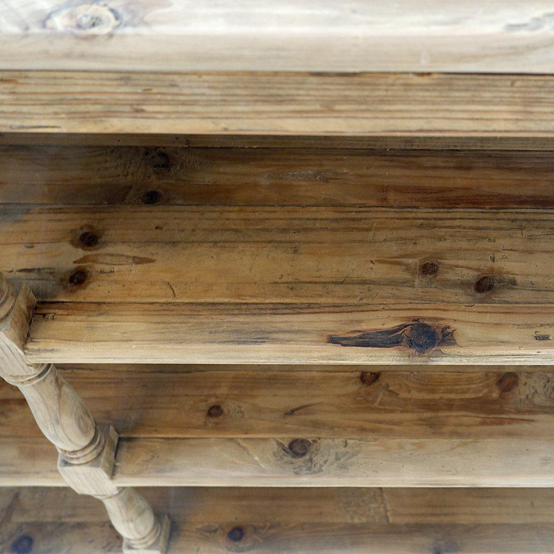 Country-style solid wood console shelf For Sale 5