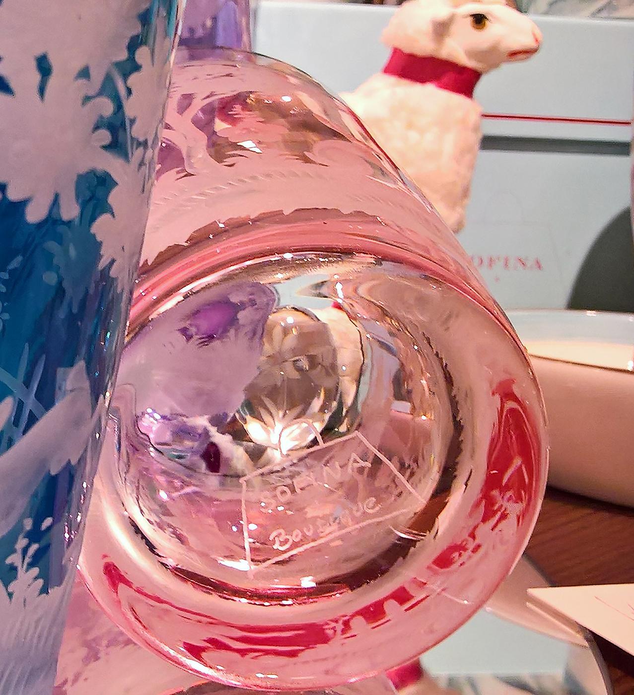 Vase im Landhausstil aus mundgeblasenem Kristall mit östlichem Dekor, Sofina Boutique Kitzbuehel im Angebot 2