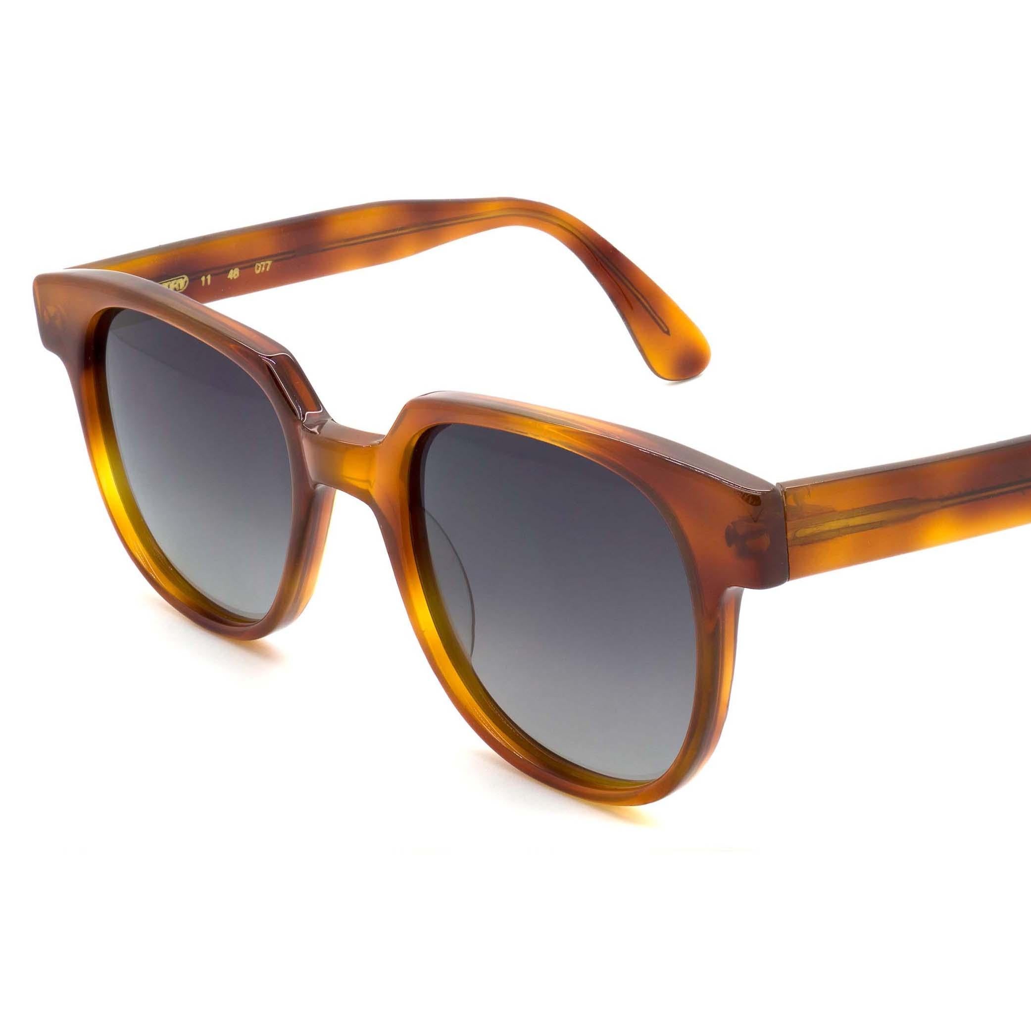 Lunettes de soleil Country vintage, Italie 70s Neuf - En vente à Santa Clarita, CA
