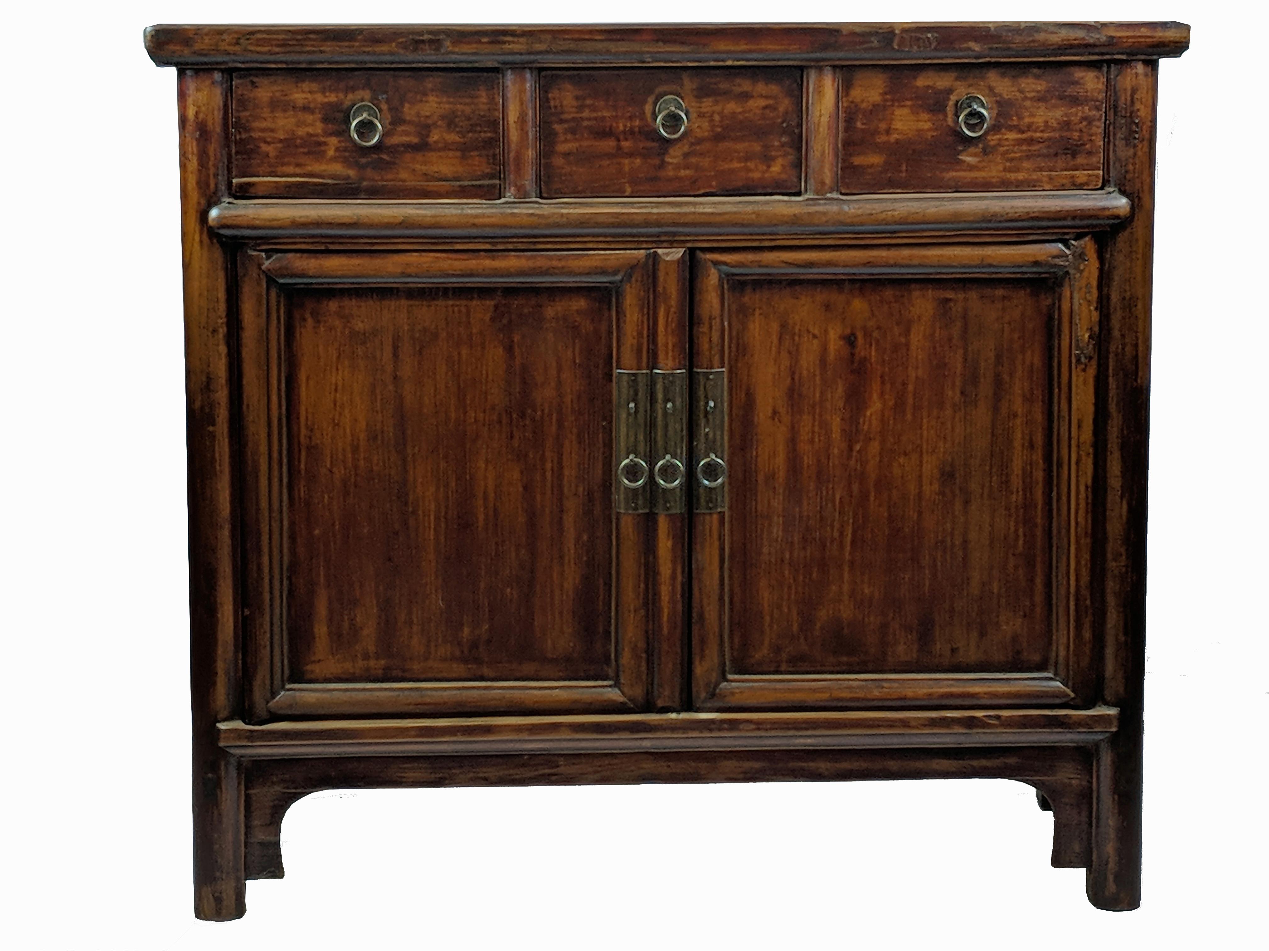 Chinese Export Countryside Three-Drawer Chinese Cabinet For Sale