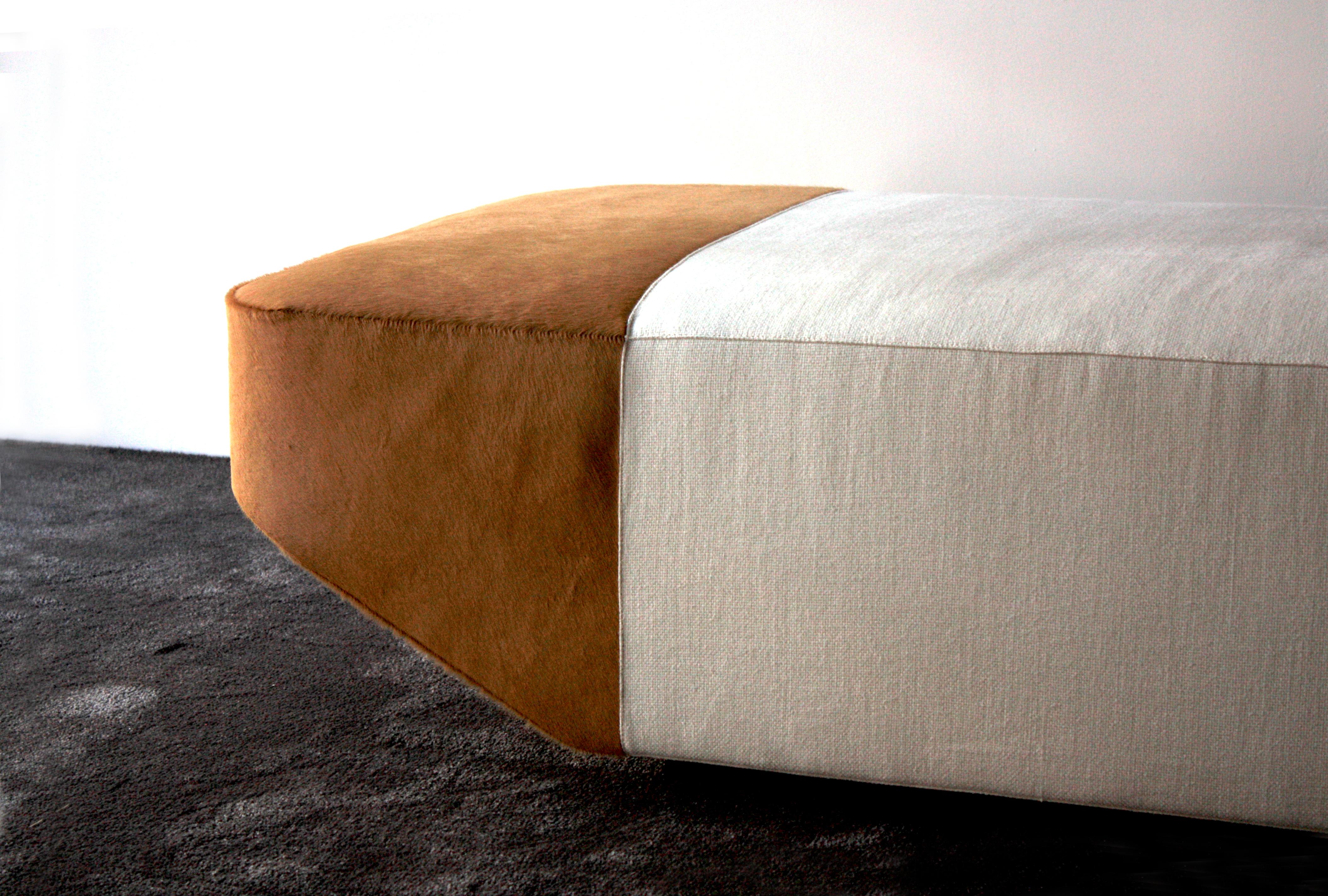 Altro Letto da giorno Coupè in Wood e tappezzeria Charade 101 e Pony 1023 di Casa Casati in vendita