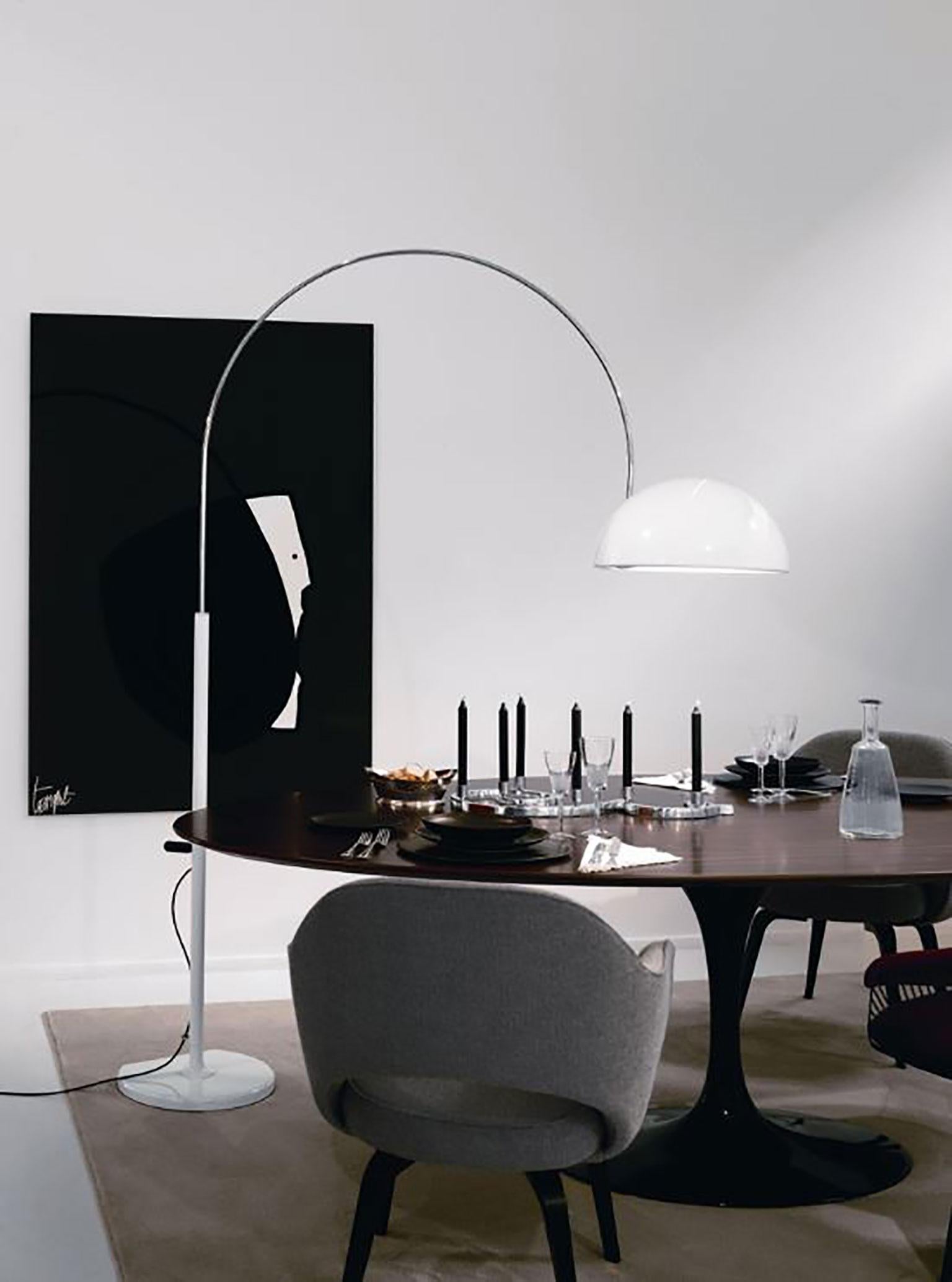 Italian Coupe Floor Lamp '3320/R' by Joe Colombo for Oluce For Sale