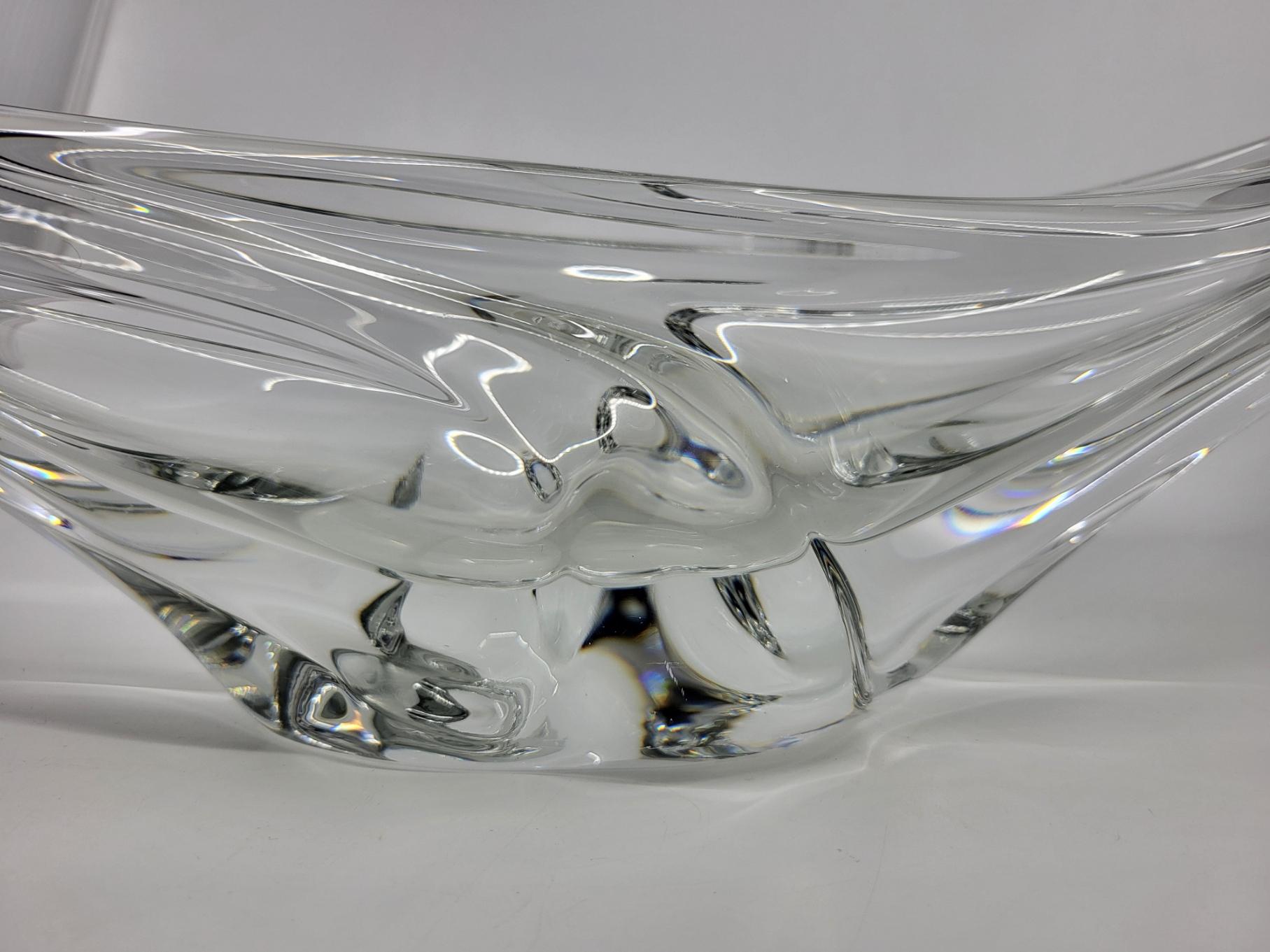 Cristallo Coupe sculpturale Daum France en cristal in vendita