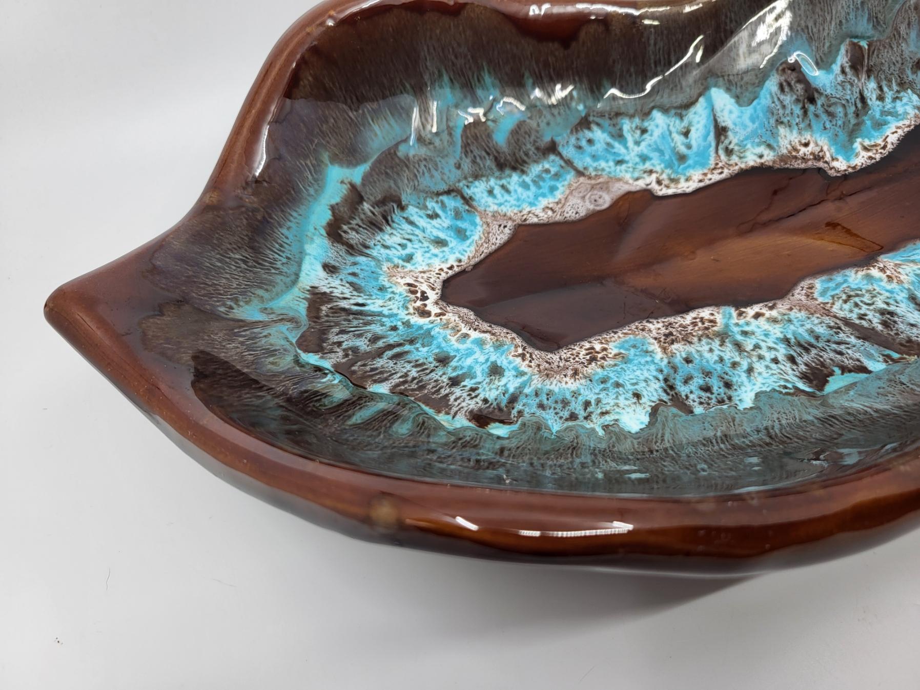 Mid-20th Century Coupe sculpturale Vallauris en céramique Marron Bleue France Côte-d'Azur 1960/70 For Sale