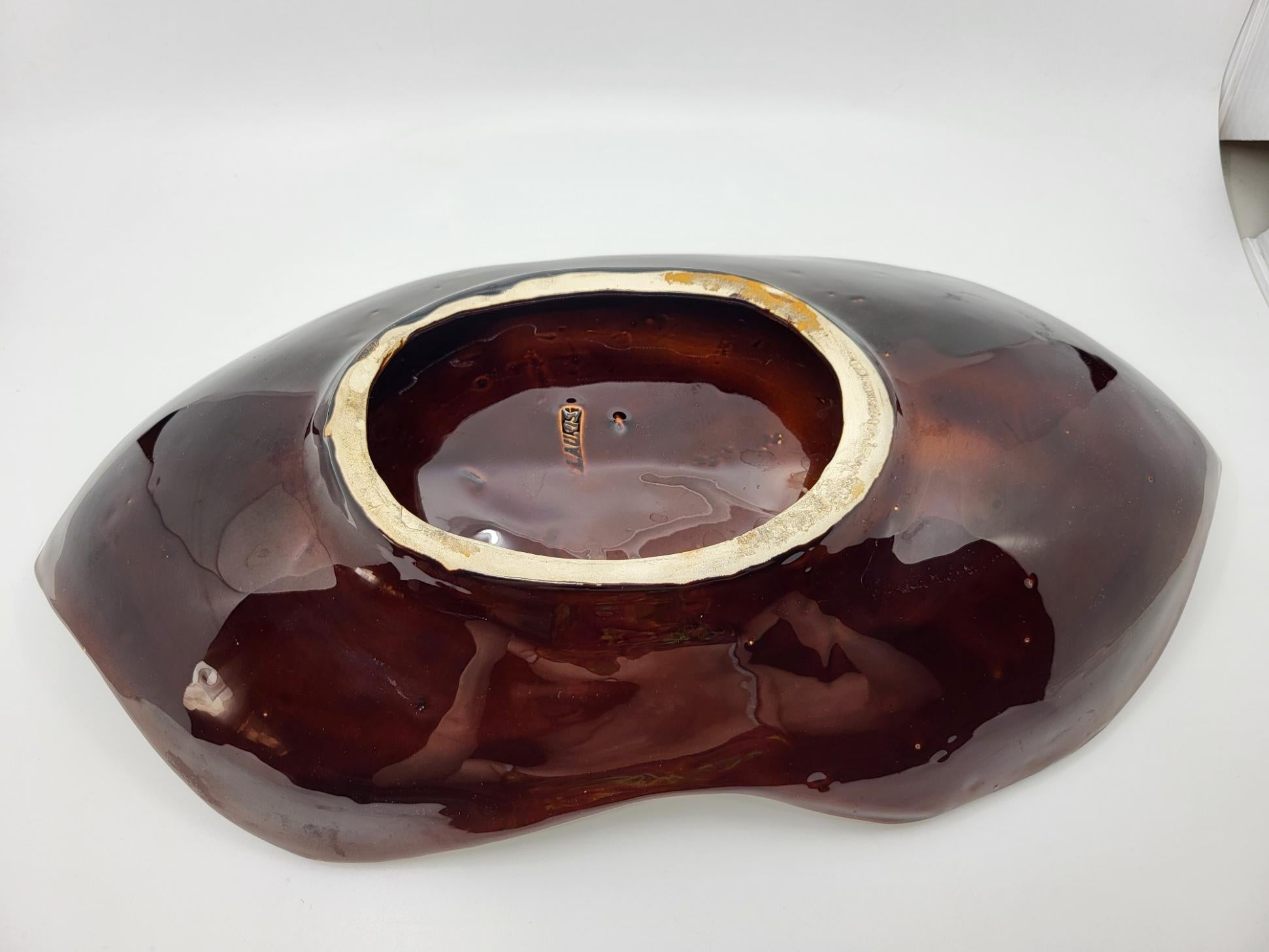 Coupe sculpturale Vallauris en céramique Marron Bleue France Côte-d'Azur 1960/70 For Sale 1