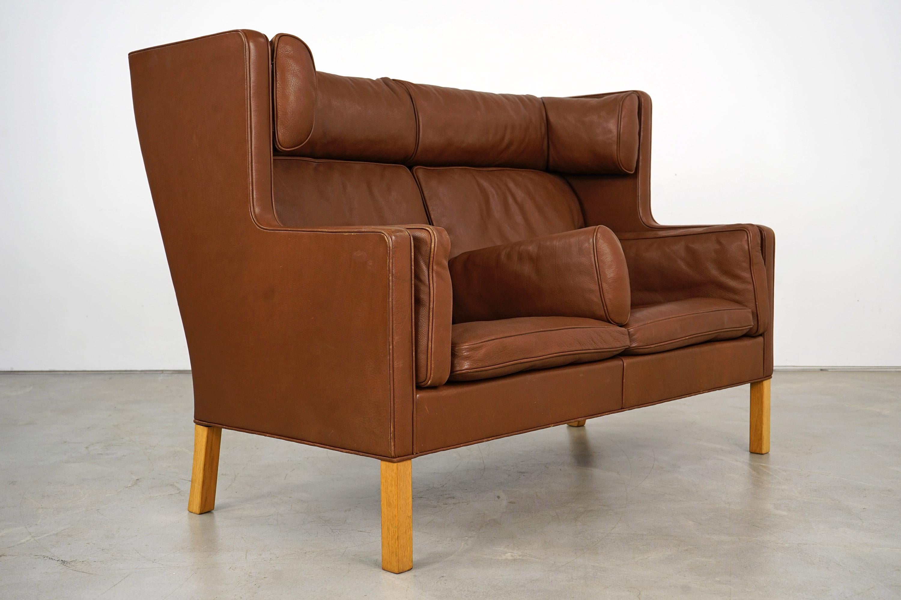 Mid-Century Modern Coupe Two-Seat Sofa by Børge Mogensen for Fredericia, 1970s