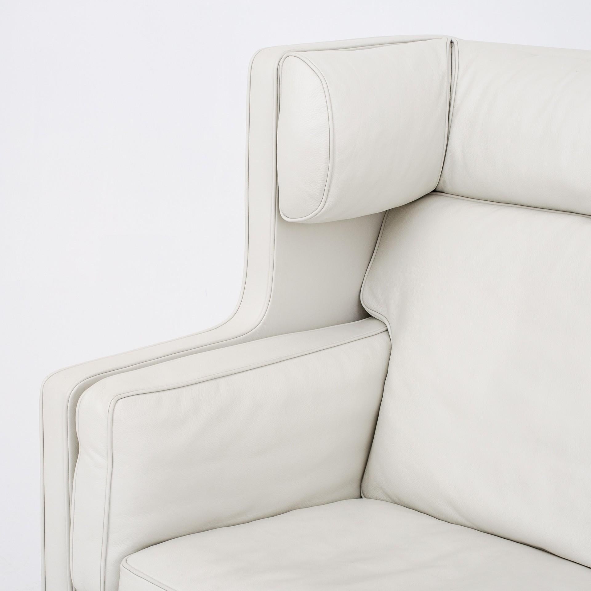 Scandinavian Modern Coupésofa by Børge Mogensen