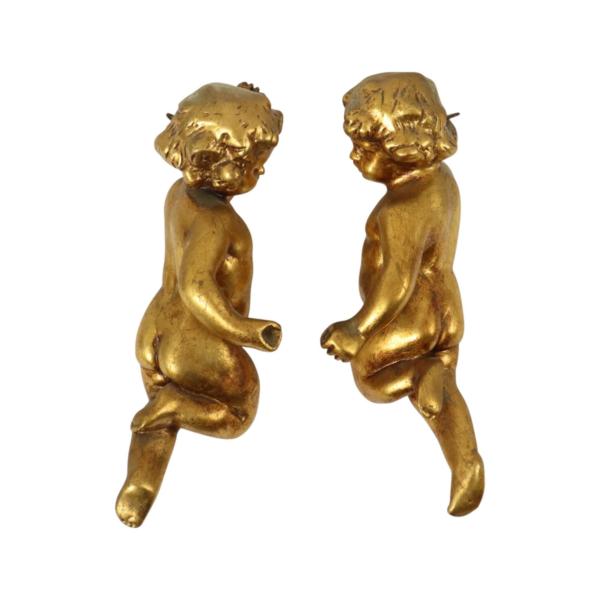 Paar Engel Putti Statuen Blattgold vergoldet Stuck 29cm im Angebot 5