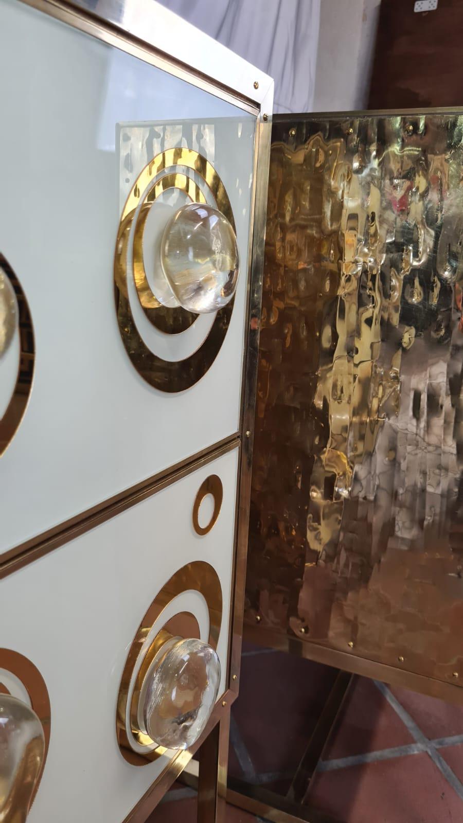 Maravilloso Estudio de Murano blanco y dorado de mediados de siglo justfurnituress Disponible en Nuevo estado para la venta en Guazzora, IT